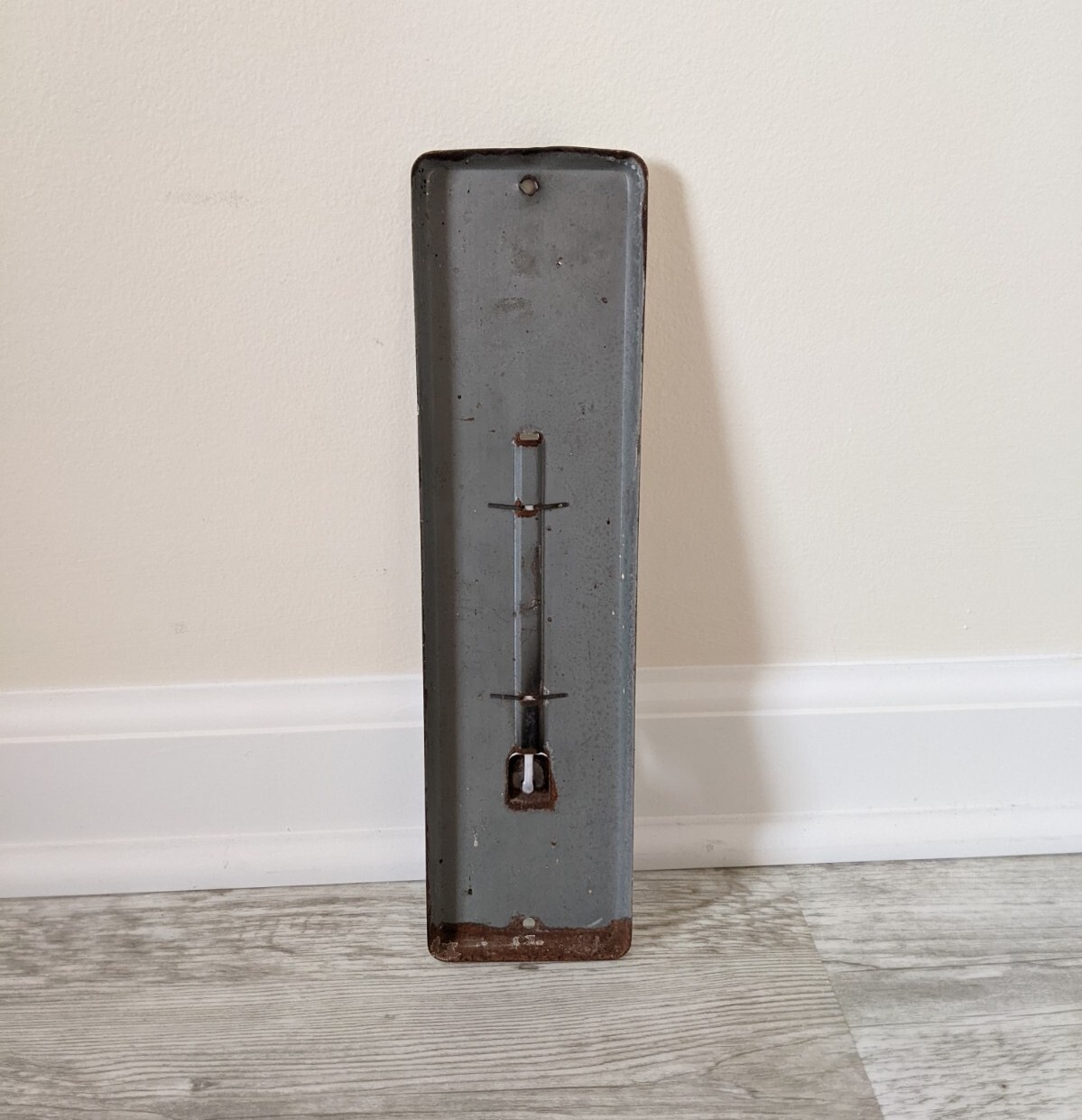 Vintage Baugh’s Premium Plant & Food Soil Builder Wall Thermometer Advertising