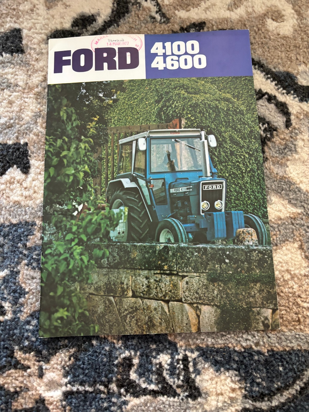 Ford 4100 4600 Tractor Brochure In French FCCA24
