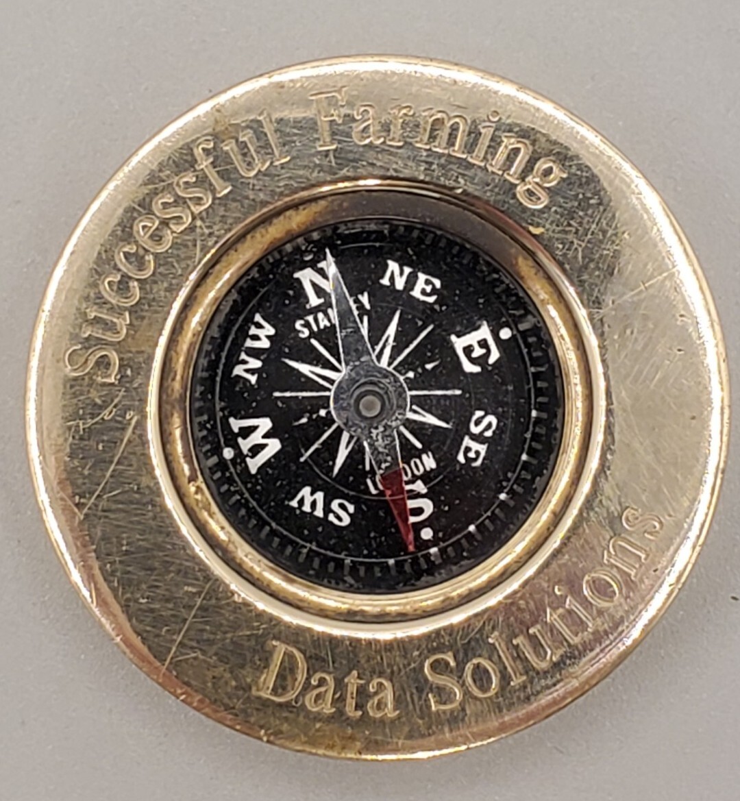 VTG Successful Farming Data Solutions Paperweight Compass Ag Advertising Brass