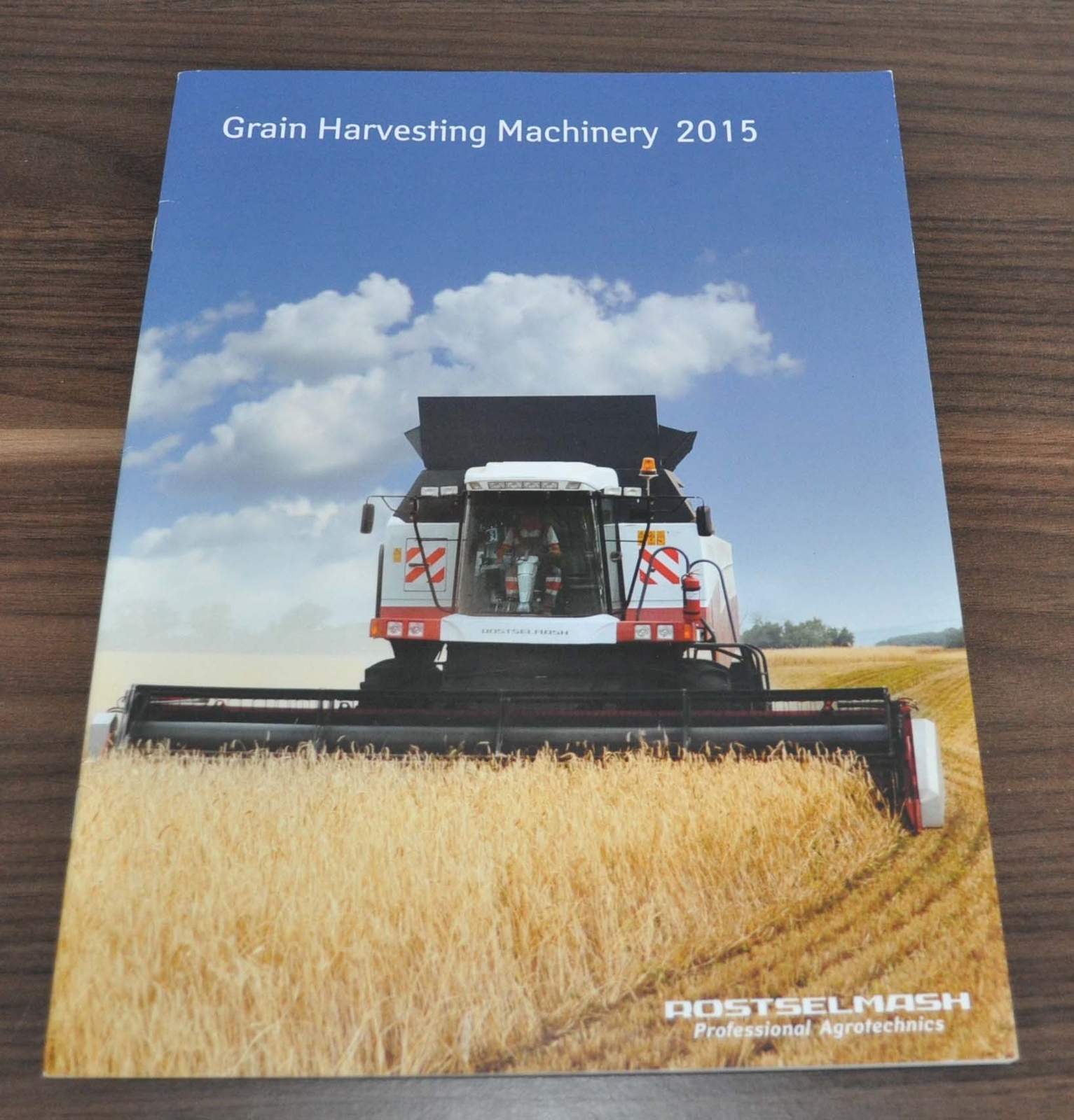 Rostselmash Grain Harvesting Machinery 2015 Agriculture Russia Brochure Prospekt