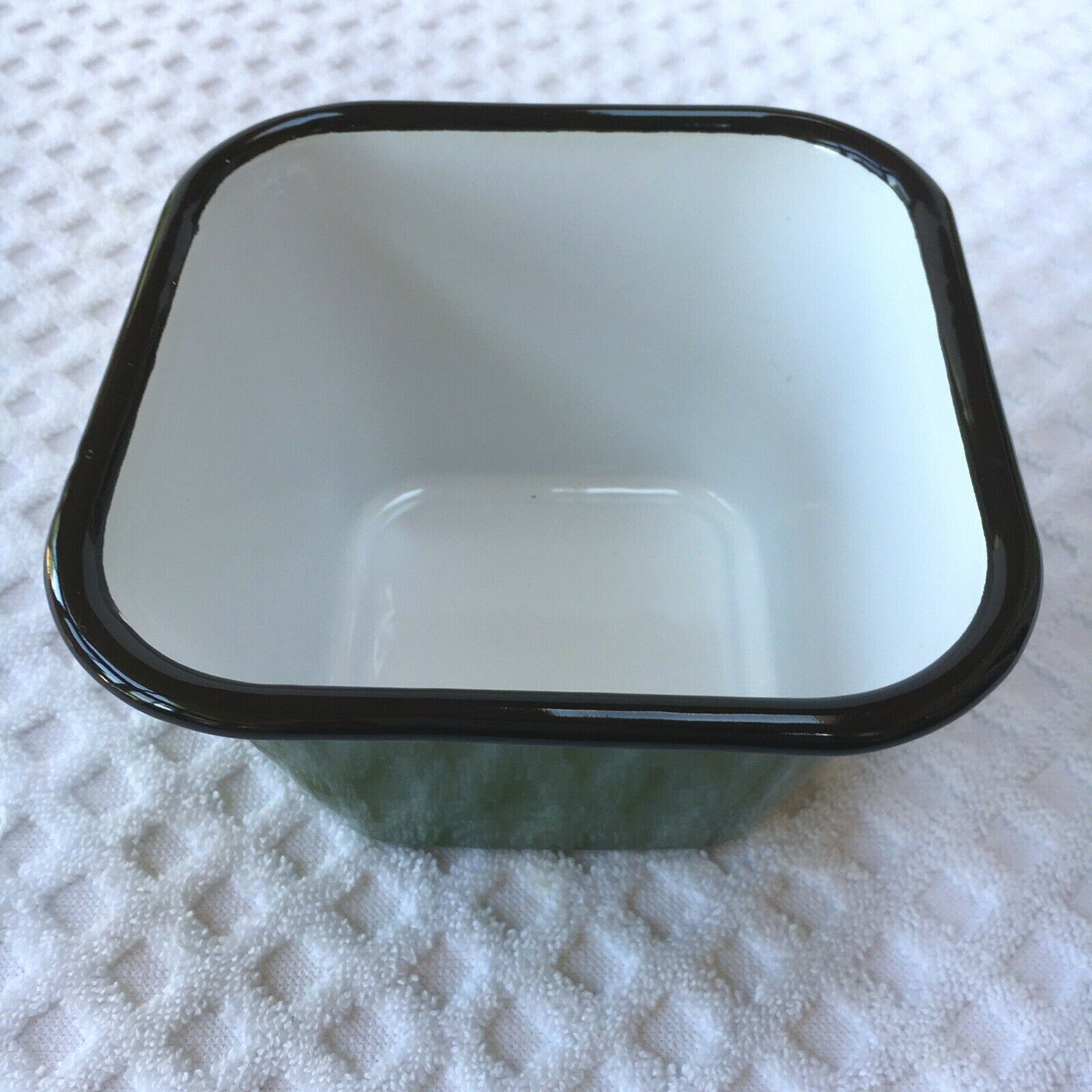 Certified Quality Producer of Sunshine Milk Green Enamel Metal Container Cow