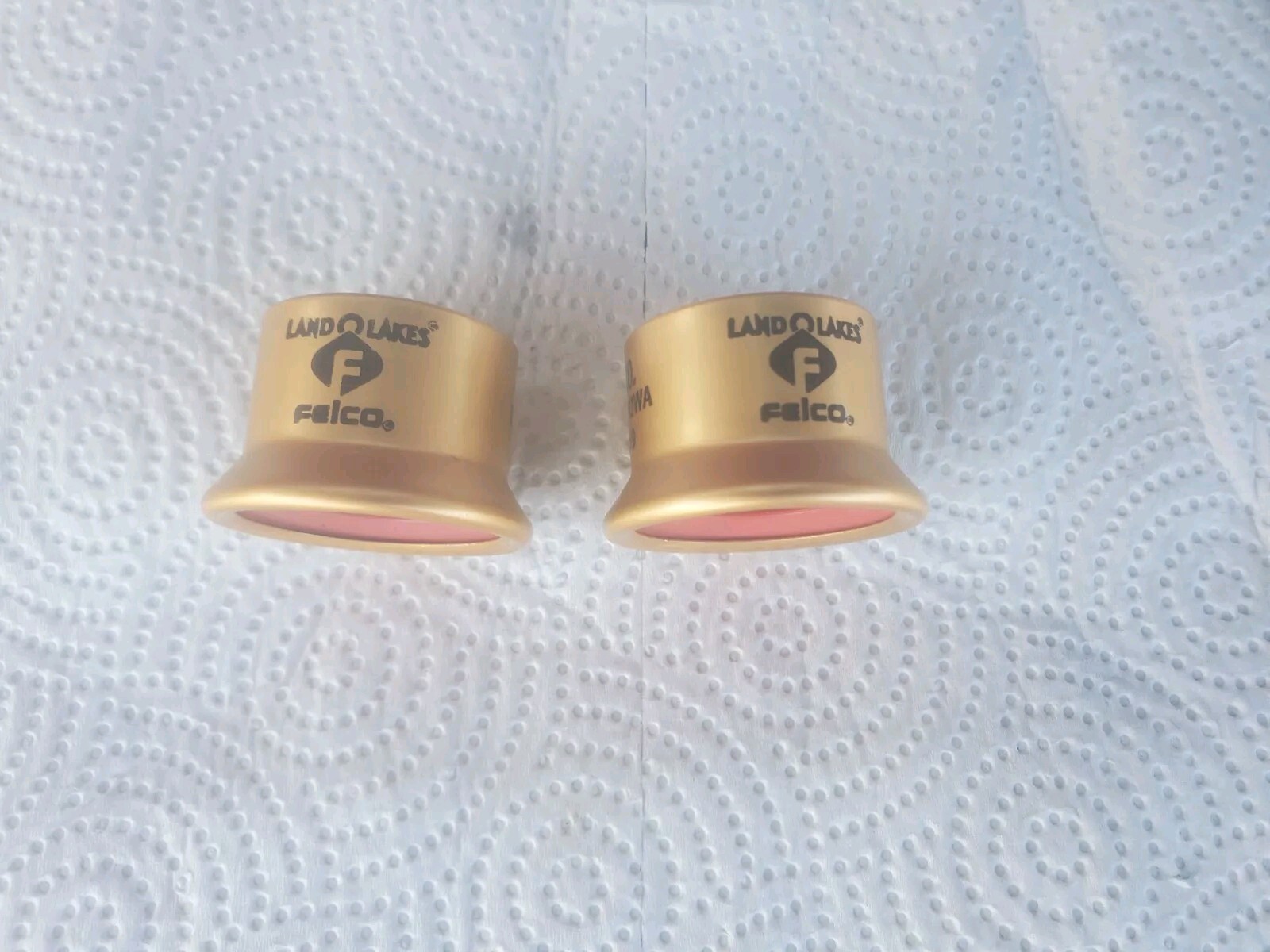 2 Metal Bottle Cappers Land O Lakes Felco Dike New Hartford Iowa Farmers Co-op