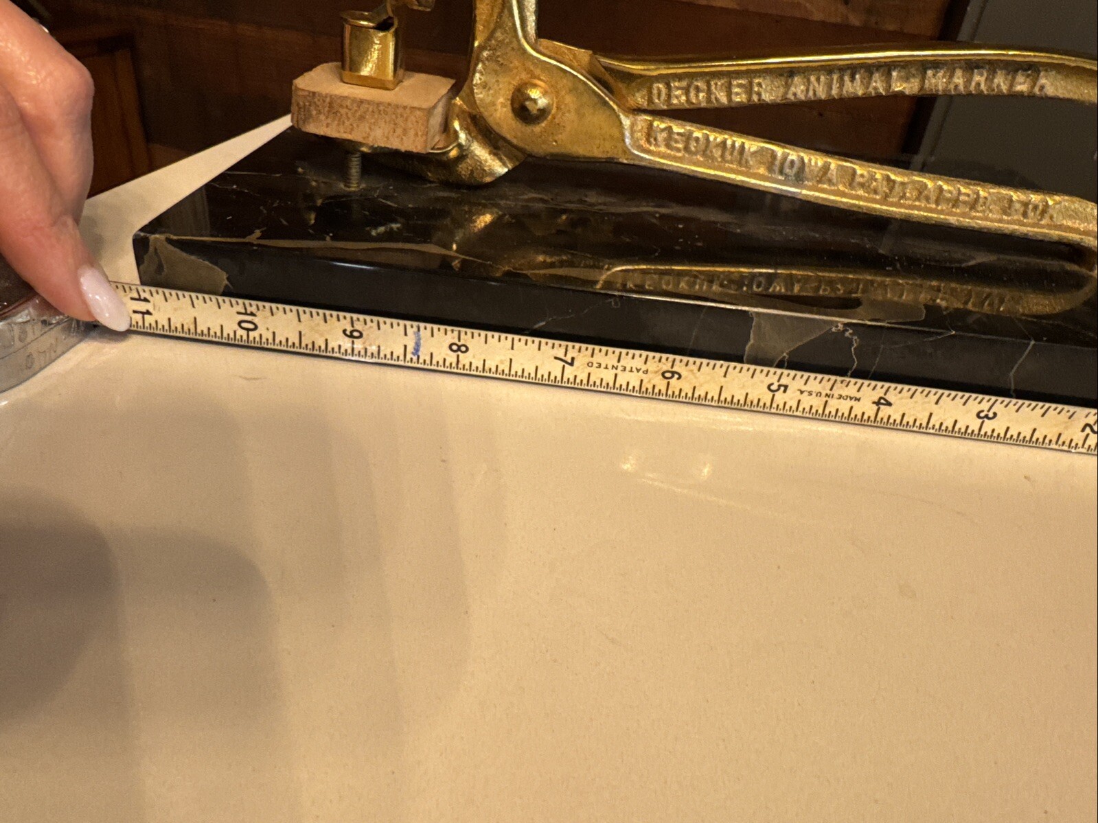 Vintage Decker Tool Animal Marker Brass Tone on Black Marble Base Keokuk IA USA