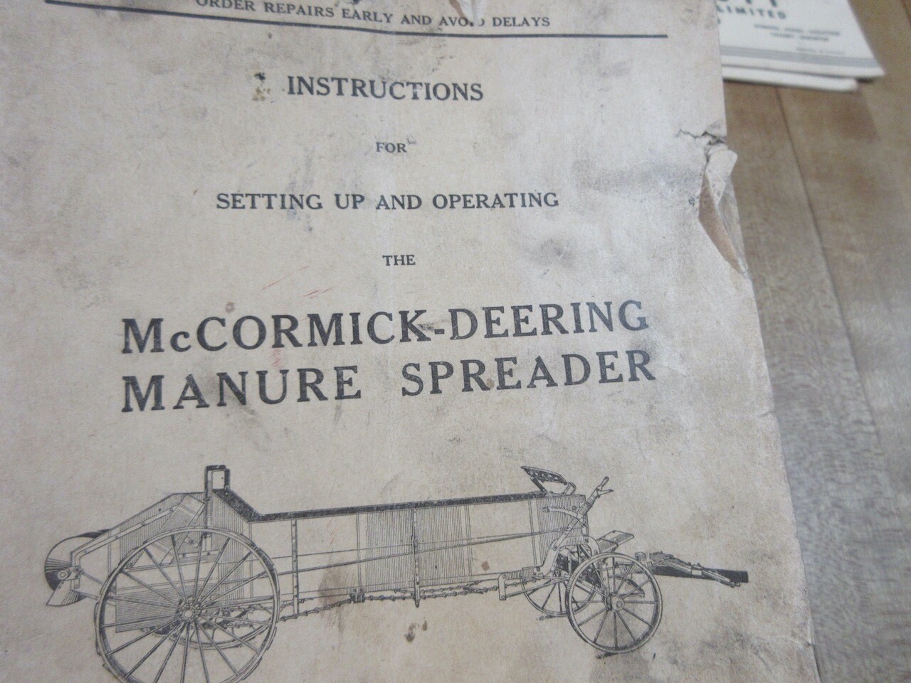 1928 International Harvester McCormick Deering Manure Spreader Manual MC (b)