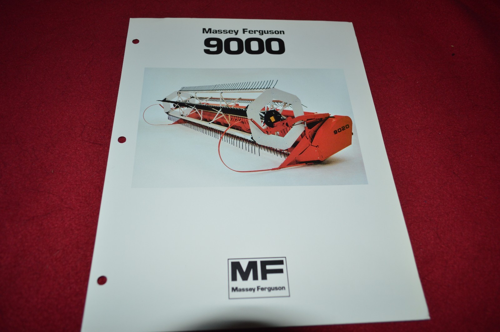 Massey Ferguson 9000 Grain Head Dealer&rsquo;s Brochure DCPA