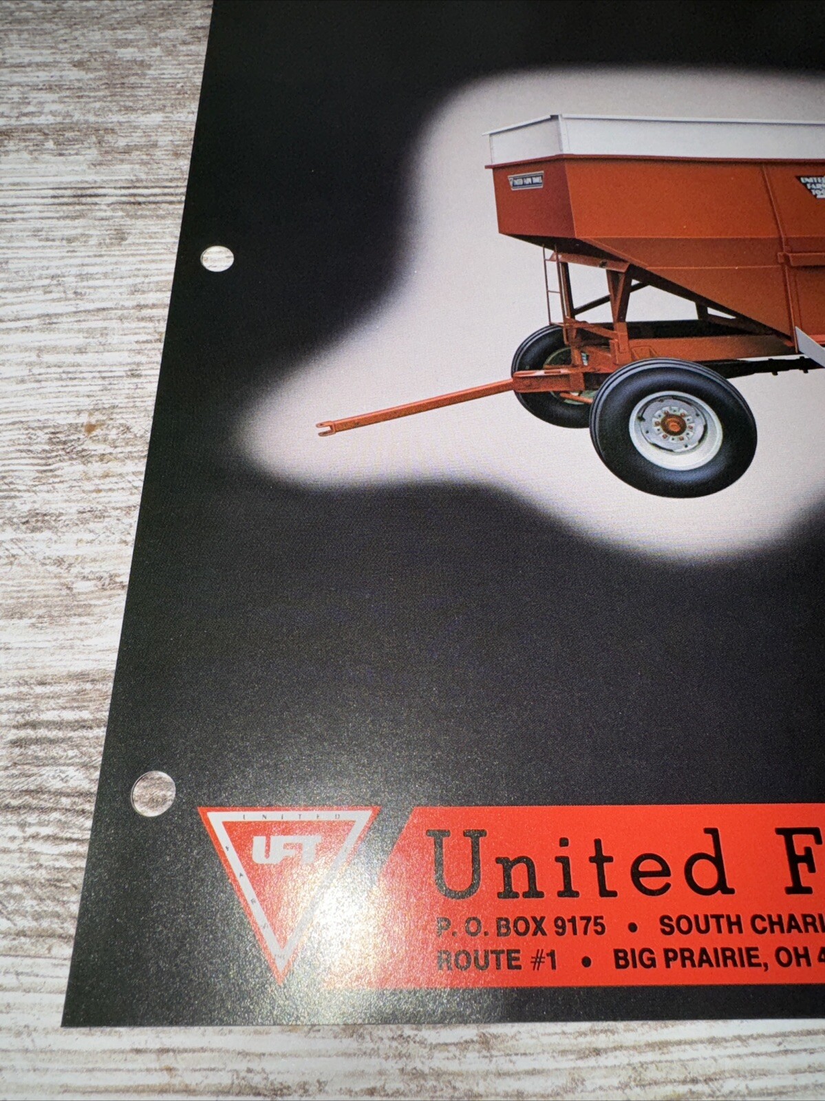 United Farm Tools Inc Gravity-Flow Boxes Sales Brochures Oelwein Iowa DP