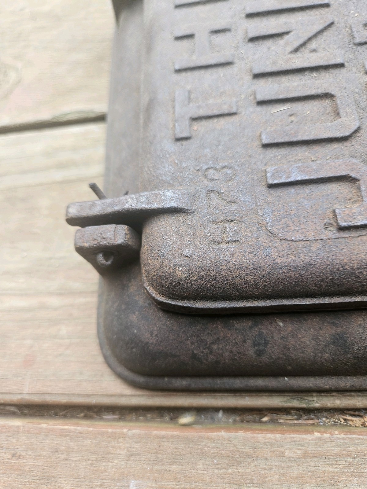 The Junior Hayes Pump Planter Cast Iron Lid for Corn Box Galva Illinois Vintage