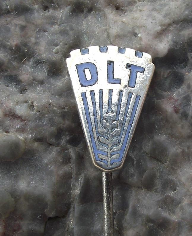 Antique DLT Landmaschinen Traktorenbau Leipzig East Germany Farming Pin Badge