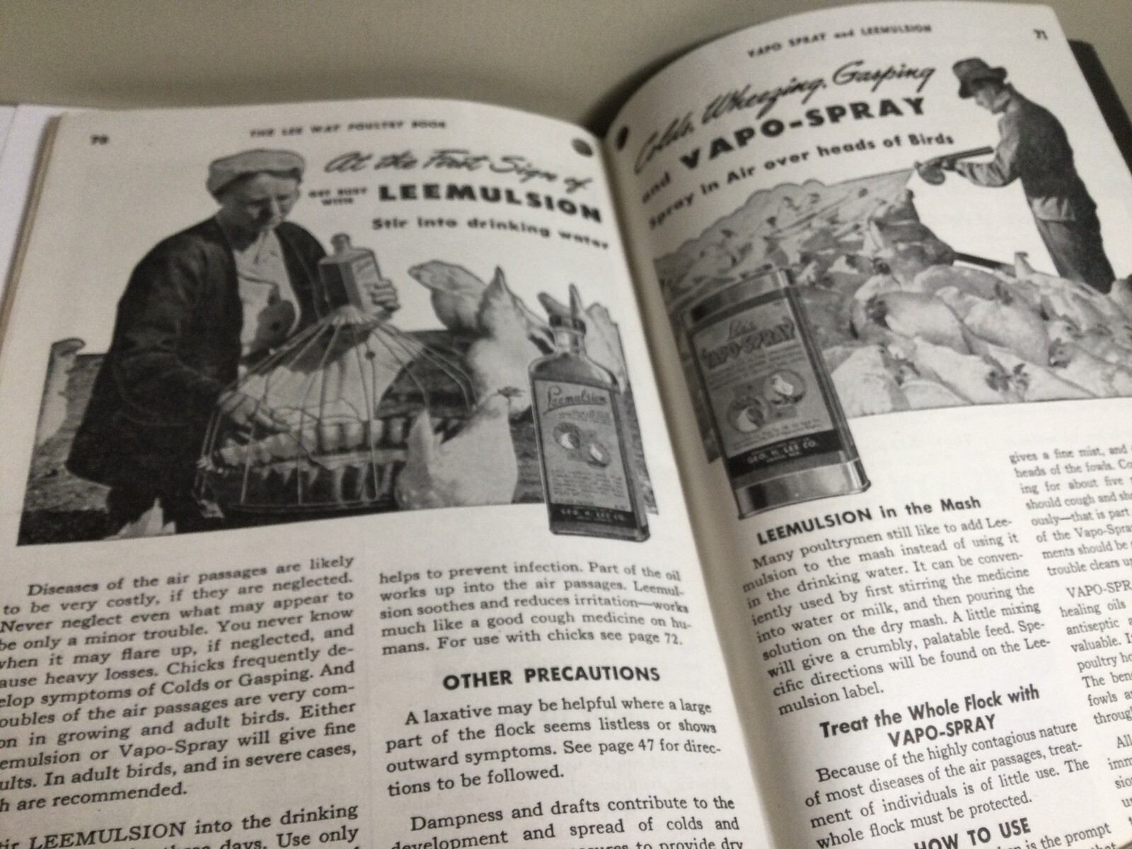 RARE 1948 “THE LEE WAY POULTRY BOOK” FARM GUIDE TO POULTRY HEALTH ILLUSTRATED