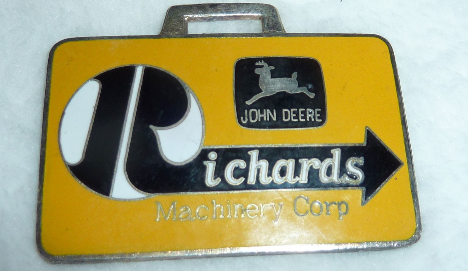 Vintage “Richards Machinery Corp” John Deere Dealer Heavy-Equipment Badge / Fob