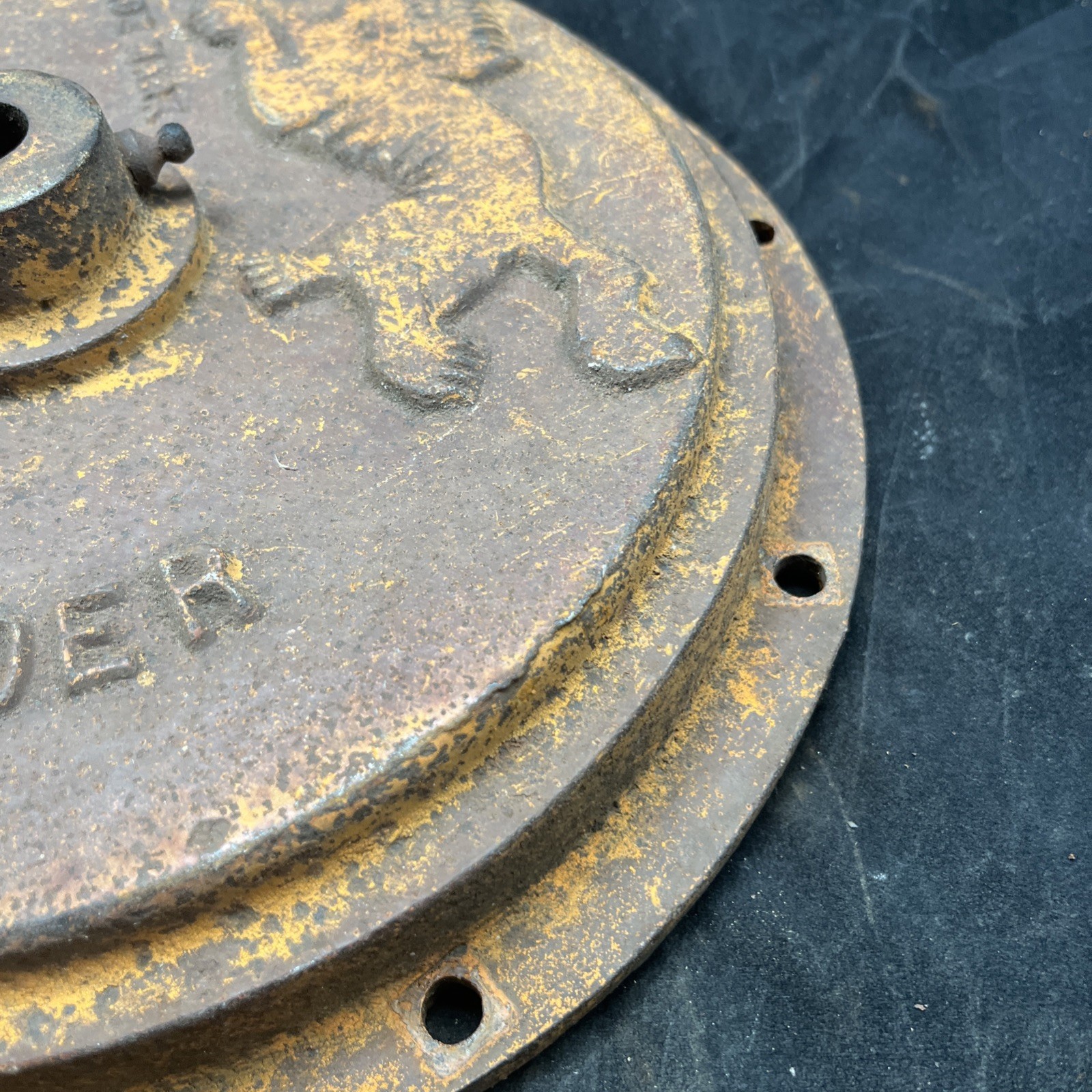 @JO2 Vintage Bear Cat Feed Grinder Original Cover 24339