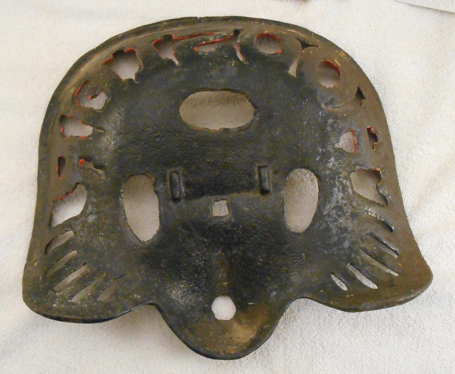 Neat antique HOOSIER cast iron tractor seat