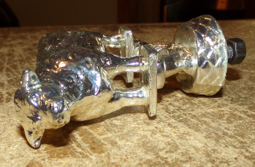 vintage heavy metal silver color shorthorn cow trophy top in nice shape used