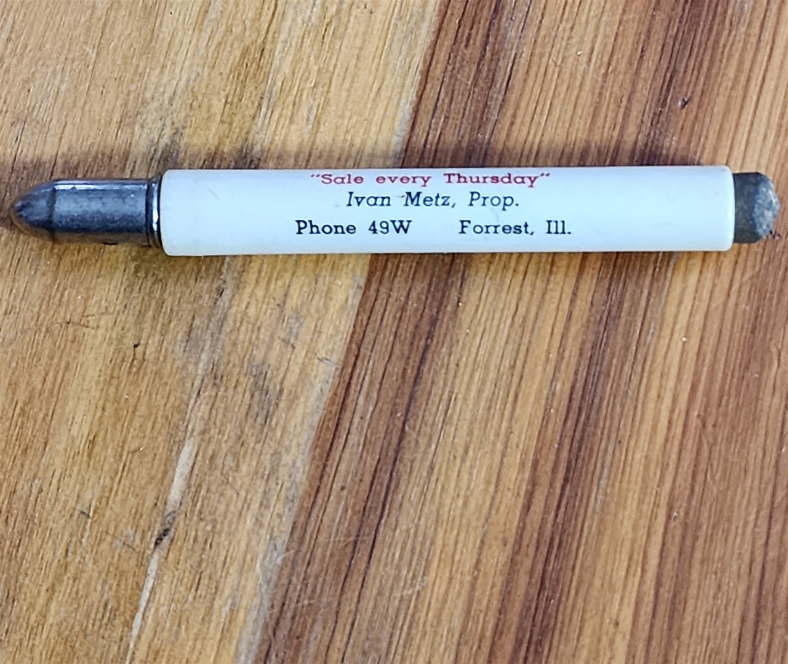 VINTAGE FORREST LIVESTOCK SALES BULLET « PENCIL » PEN IVAN METZ PHONE 49W