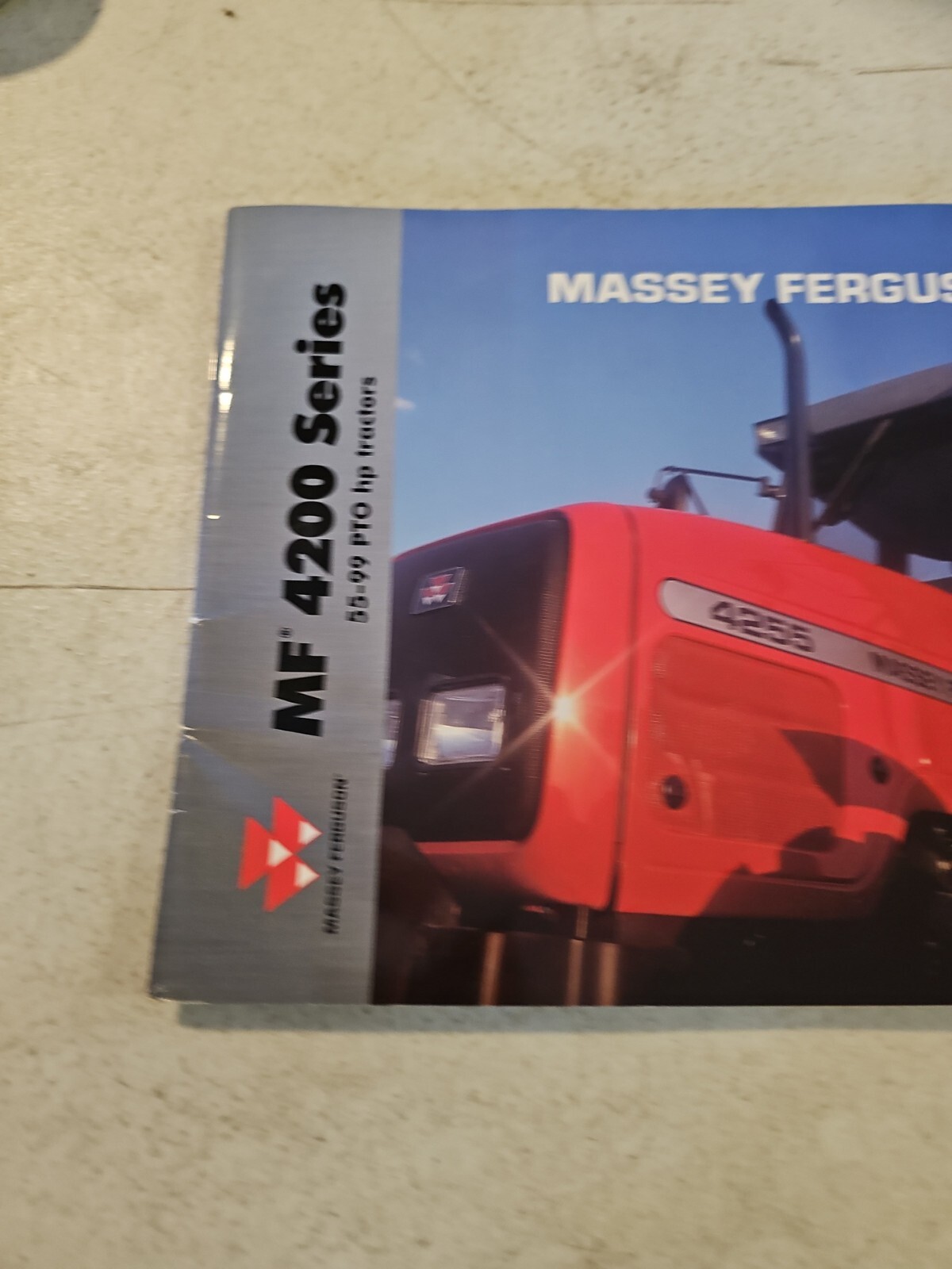 2001 MASSEY FERGUSON 4200 Series Tractors Sales Brochure