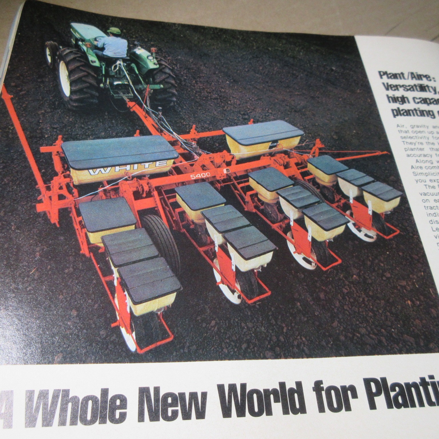 VINTAGE WHITE FARM EQUIPMENT 1975 FARM EQUIPMENT LINE BROCHURE FIELD BOSS Oliver