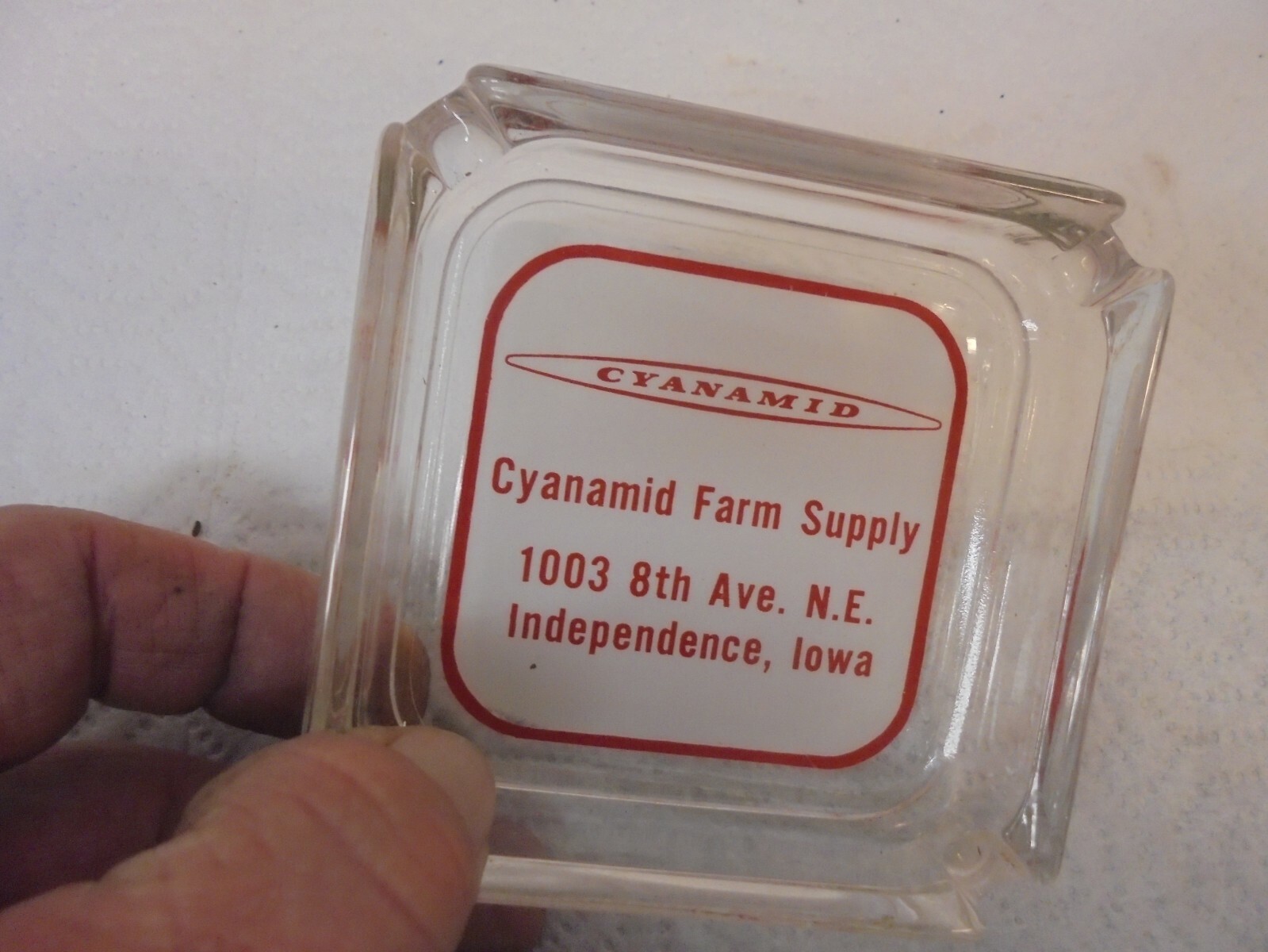 glass ashtray cynamid farm supply independence iowa