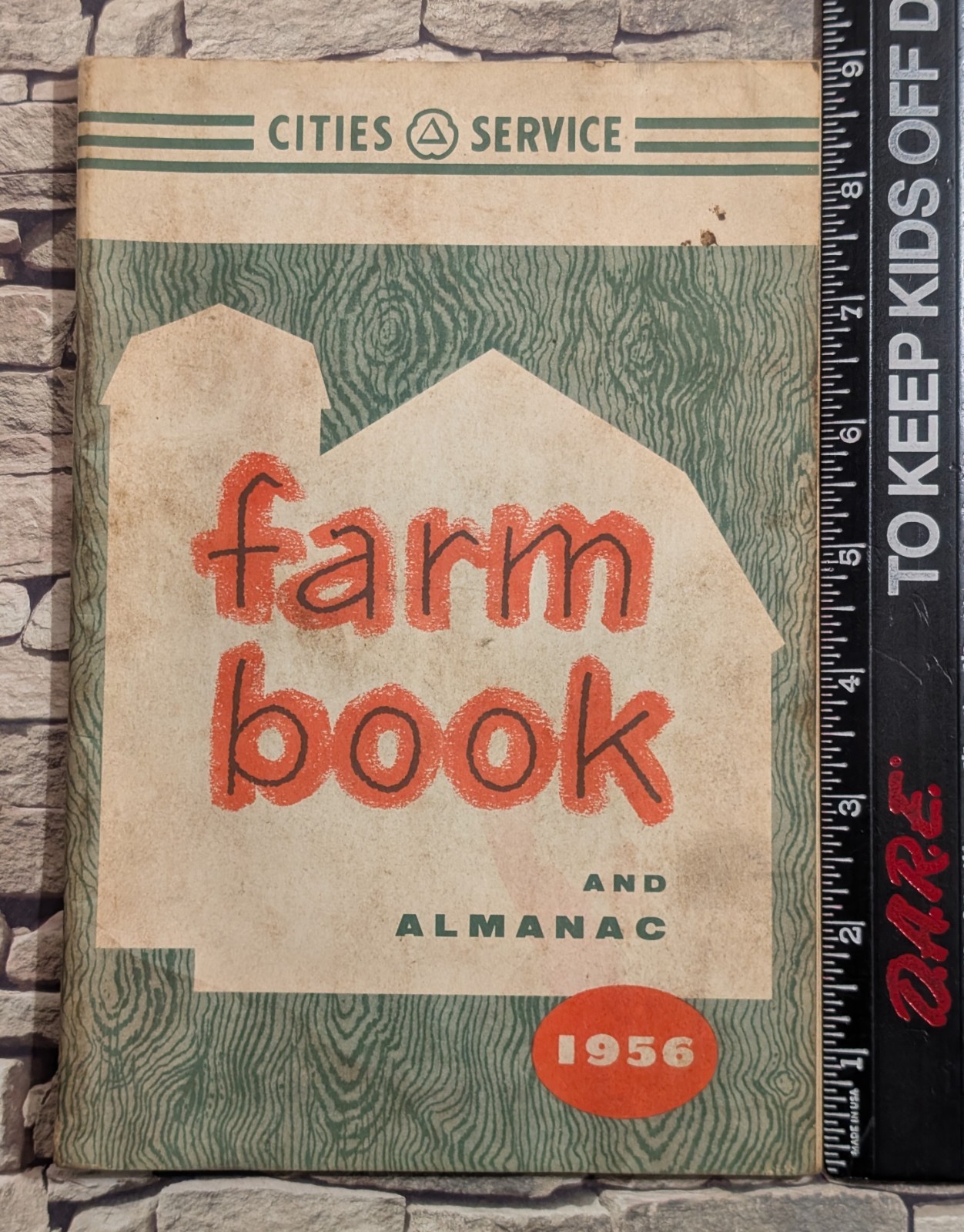 Vtg 1956 Farm Book & Almanac – Cities Service – 50s Tractor Gas Oil Agriculture