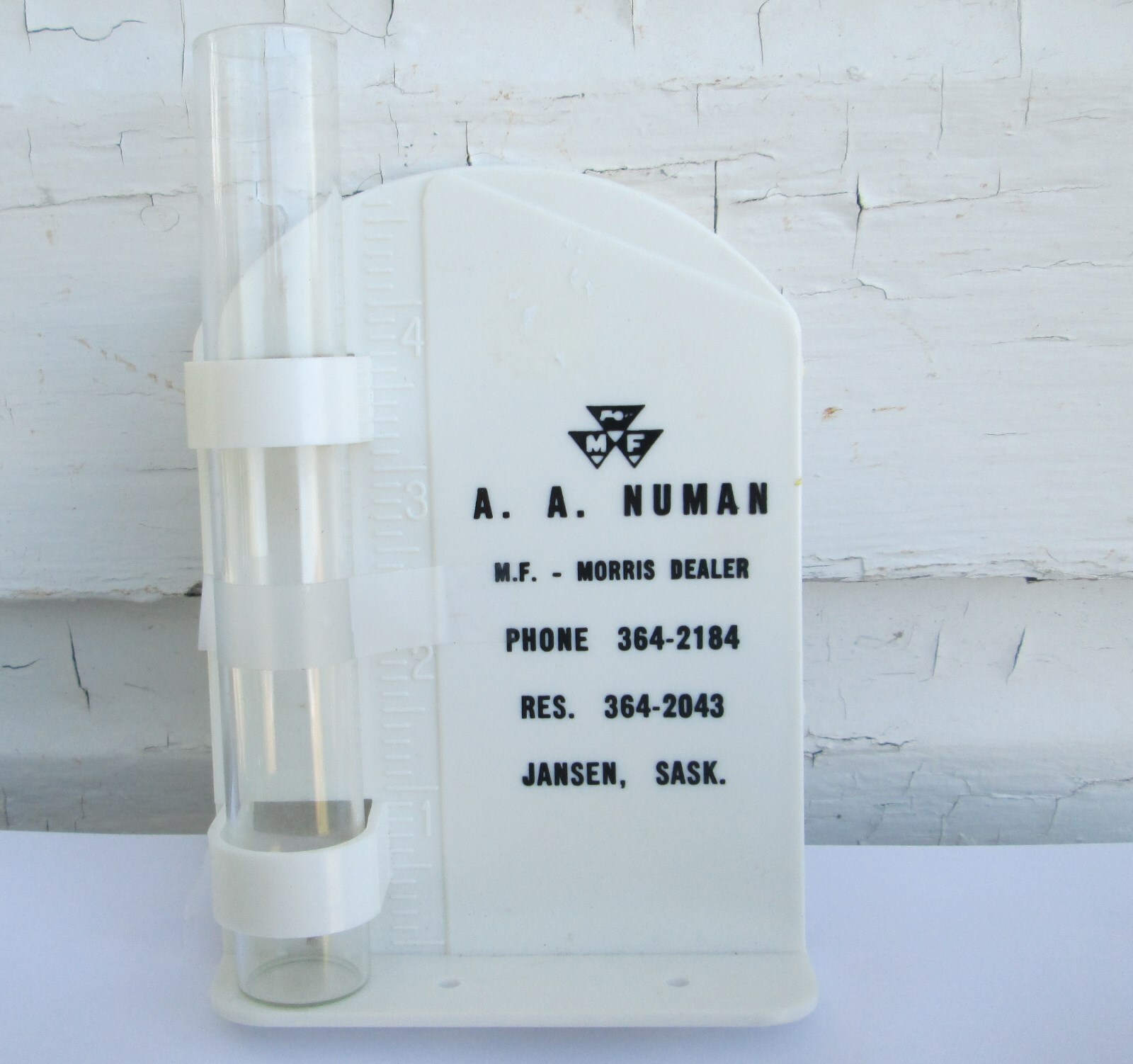 VINTAGE RAIN GAUGE ADVERTISING WHITE MASSEY FERGUSON MORRIS DEALER JANSEN SASK