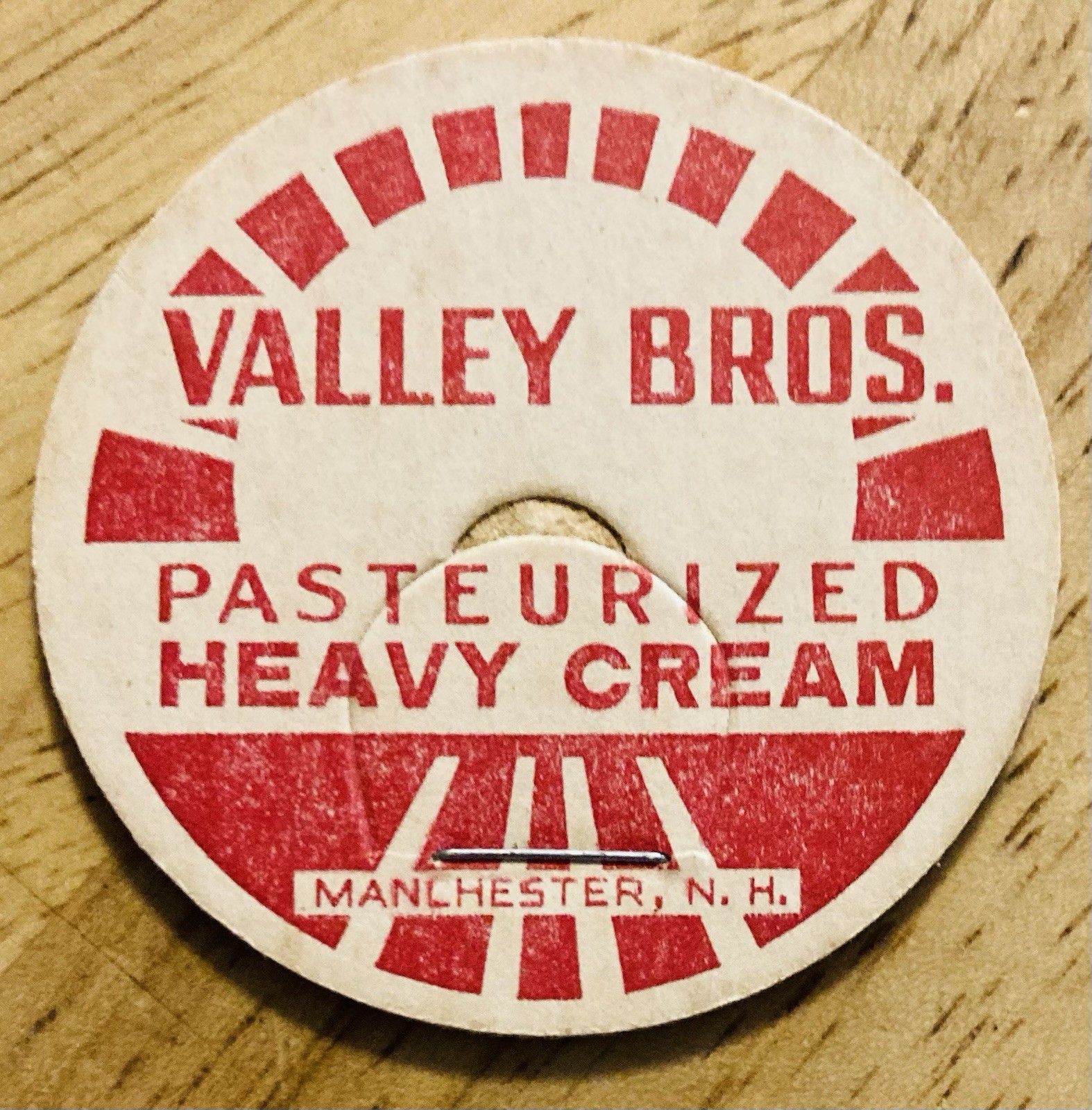 MILK BOTTLE CAP~VALLEY BROS. DAIRY FARM, MANCHESTER, NH.