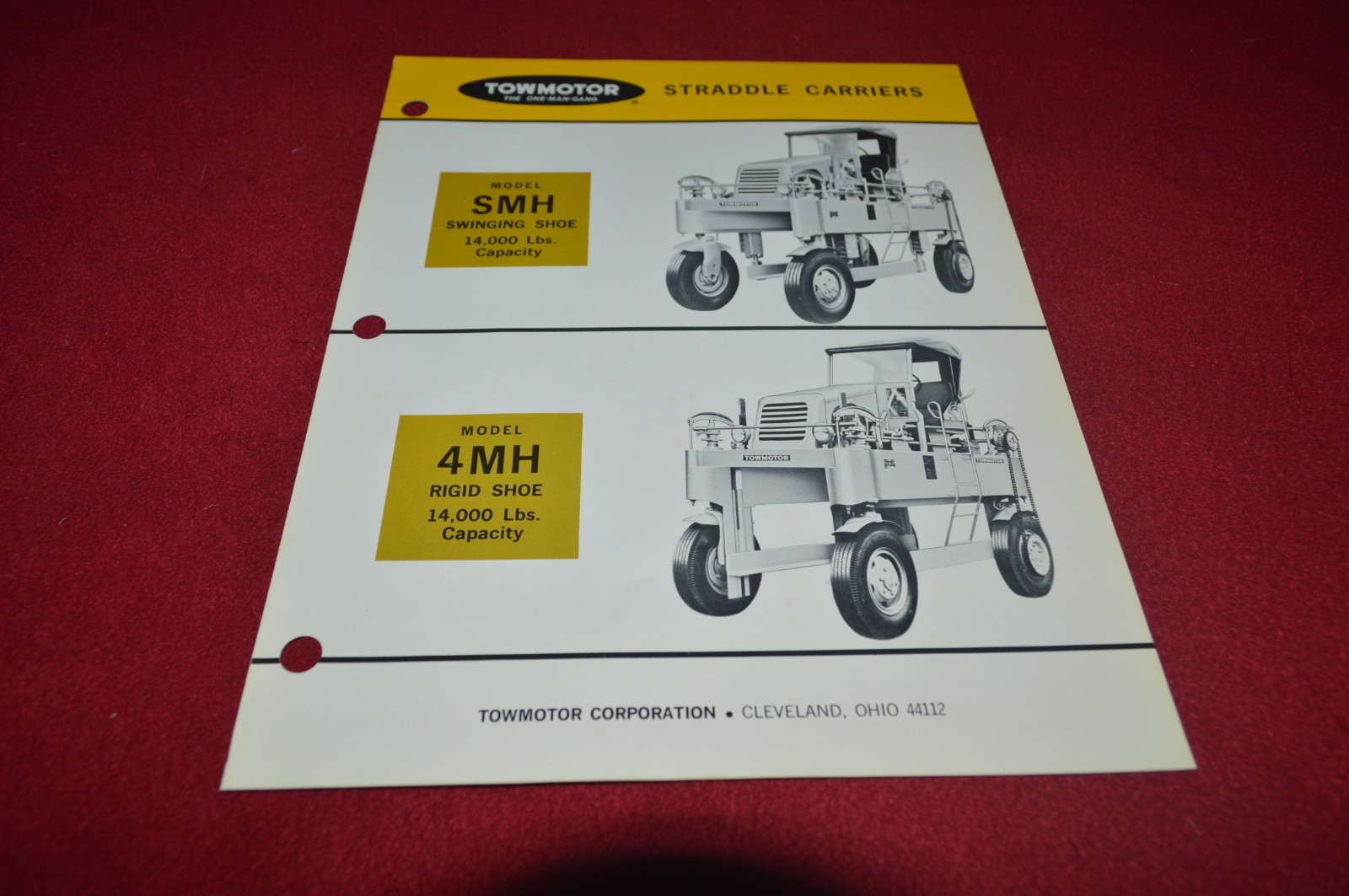 Towmotor SMH 4MH Straddle Carriers Dealer&rsquo;s Brochure GDSD7