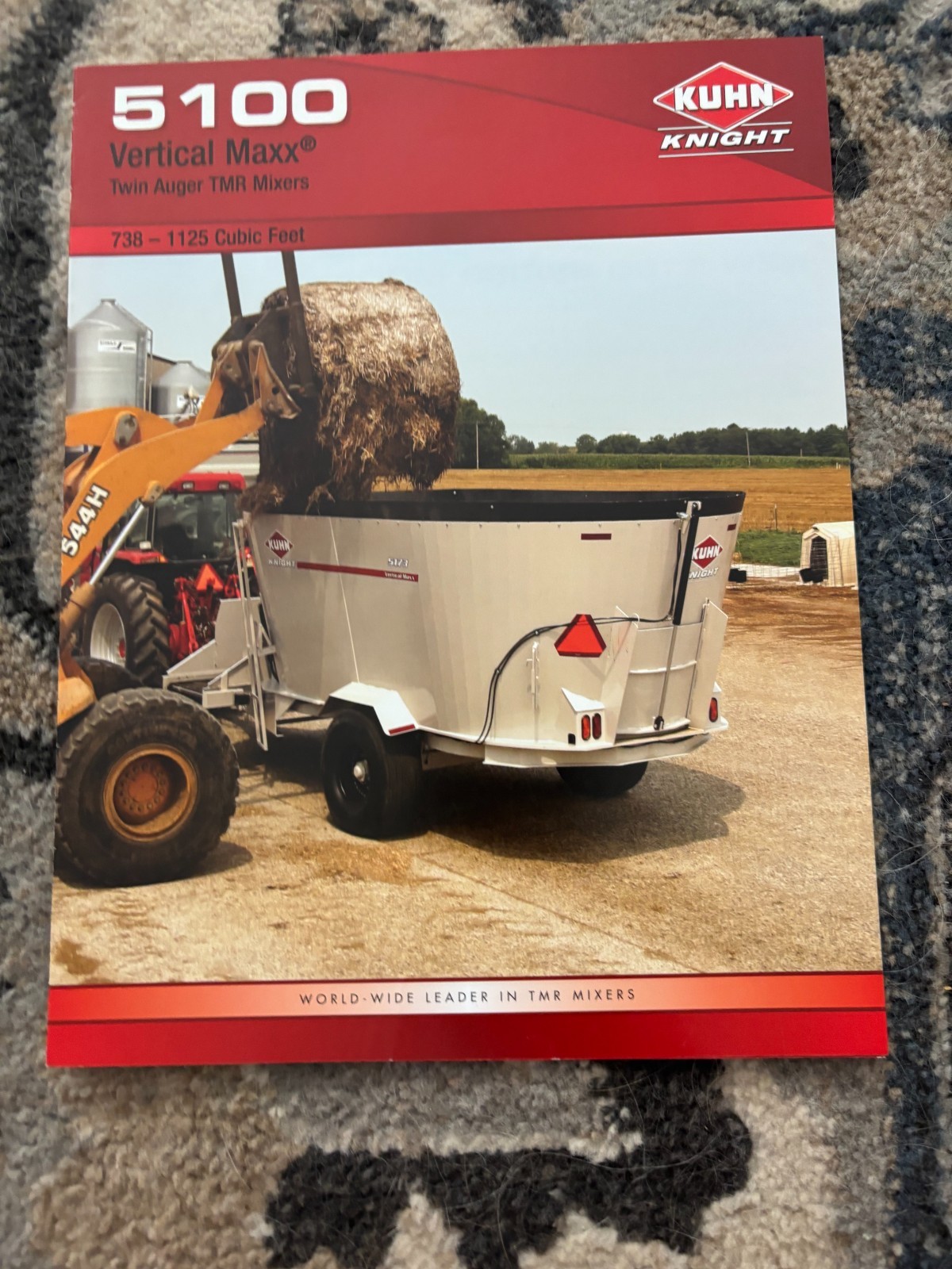 Kuhn Knight 5100 Vertical Maxx TMR Mixer Brochure FCCA25