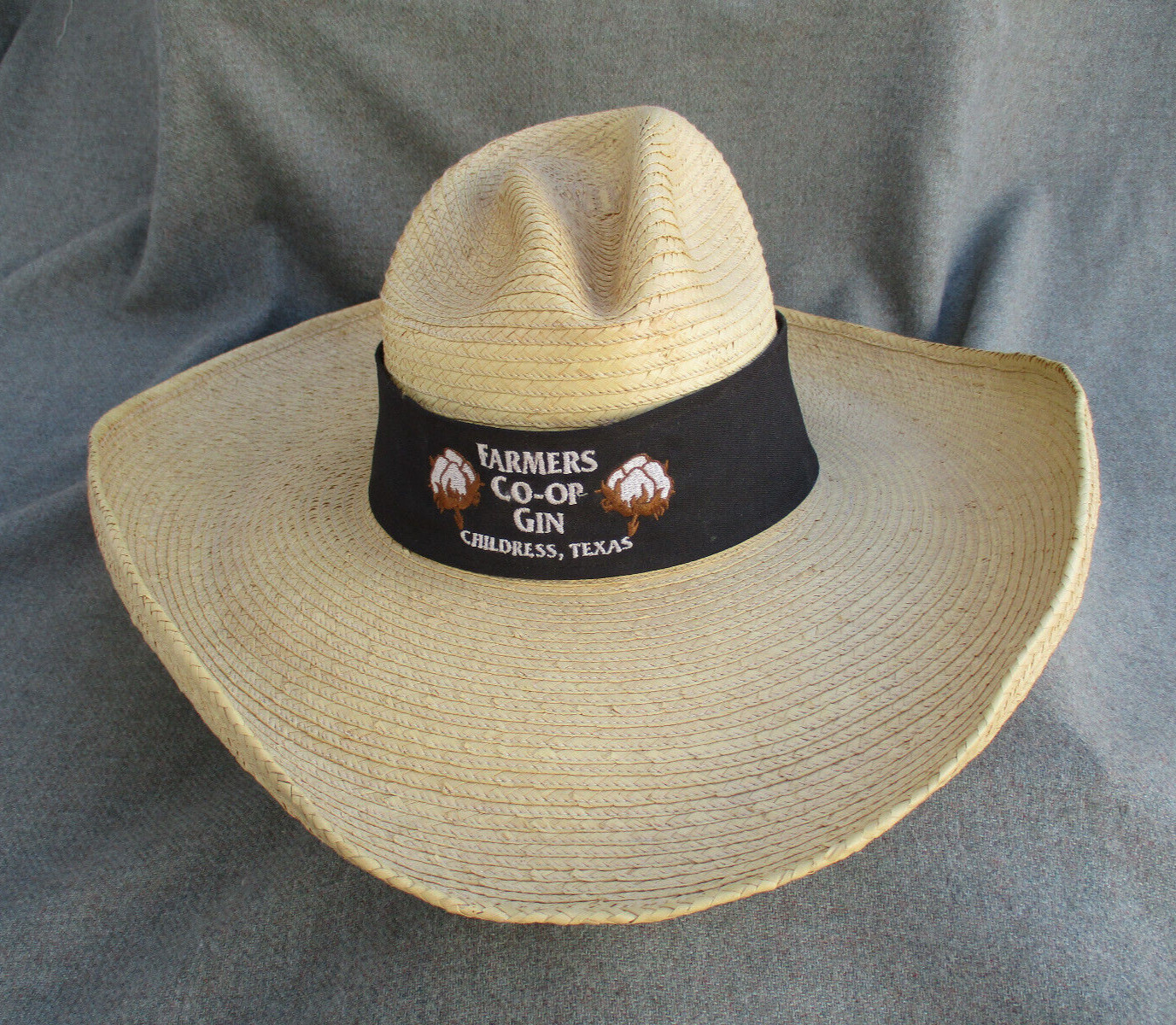 VINTAGE FARMERS CO-OP COTTON GIN CHILDRESS TEXAS EMBROIDERED COWBOY HAT BAND?