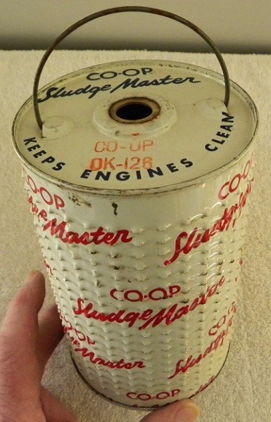 Vintage Co-op Sludge Master Farm Tractor Oil Filter, Keeps Engines Clean, Unused