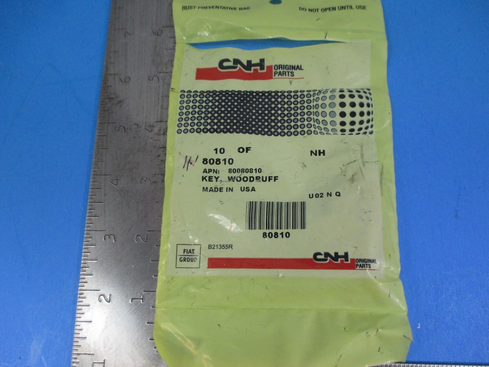 CNH New Holland Key Woodruff Part # 80810 NOS New in Package NOS2