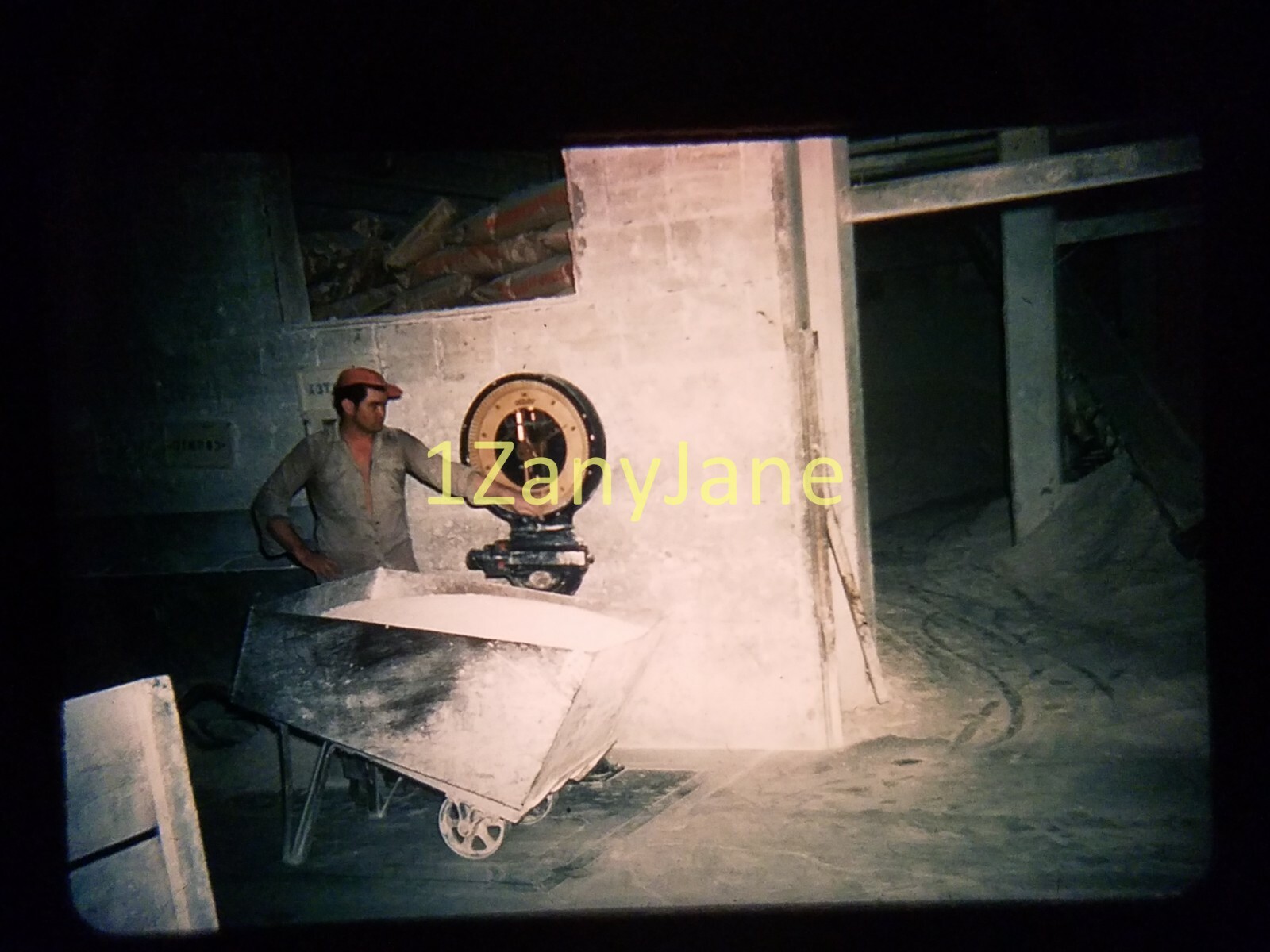AC3303 35mm Slide of an Allis-Chalmers from MEDIA ARCHIVES 800 POUNDS OF CLAY