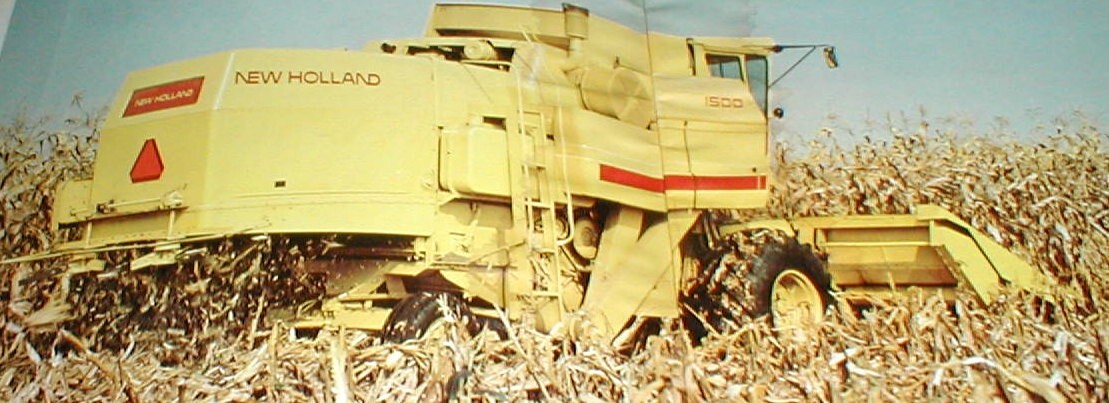 Sperry New Holland Corn Combine 1974 Full Color 16 Page Dealer Brochure