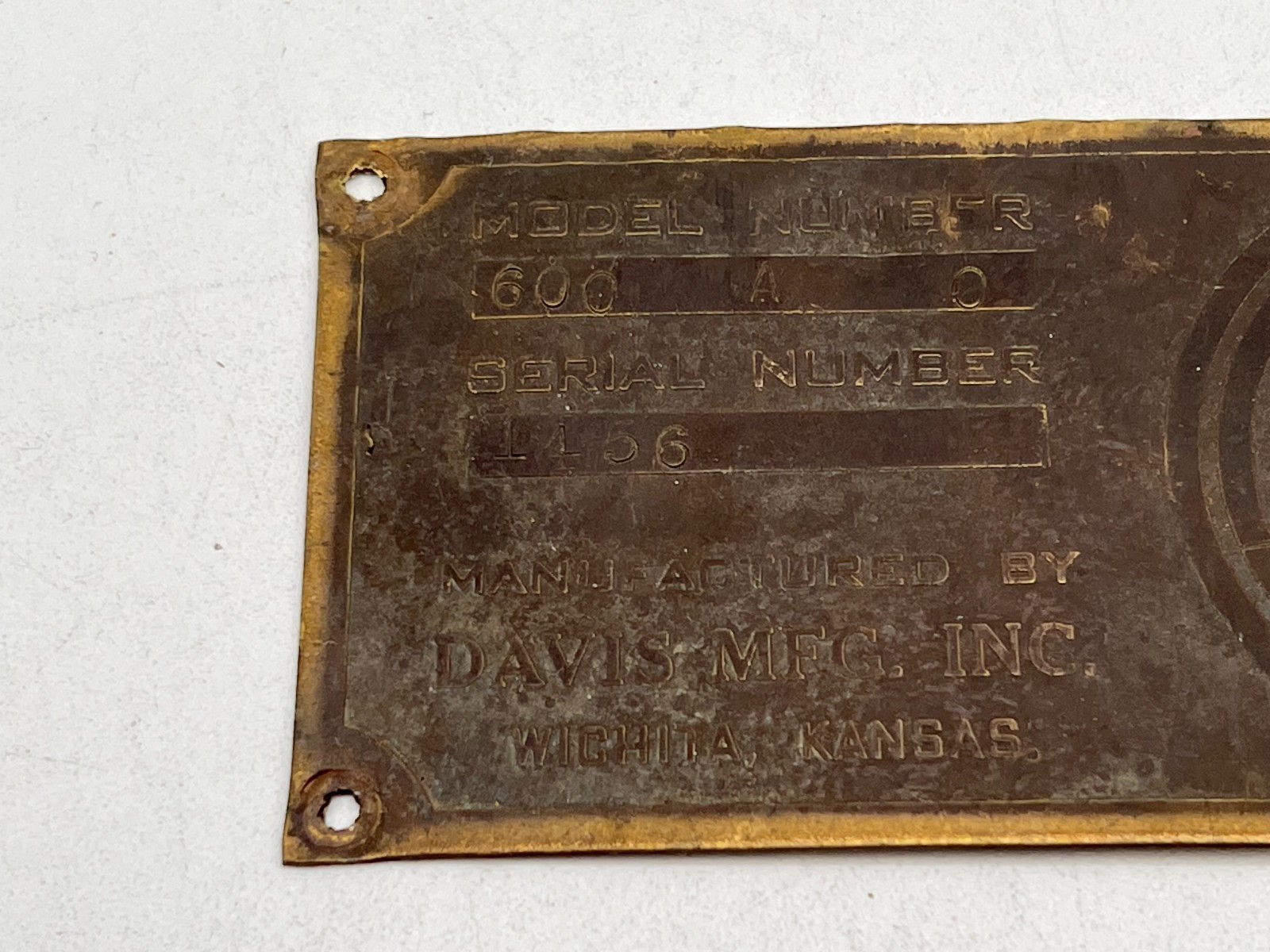 Vintage Davis Mfg. Inc. Wichita, Kansas KS Skyline Products Brass Tag / Plate