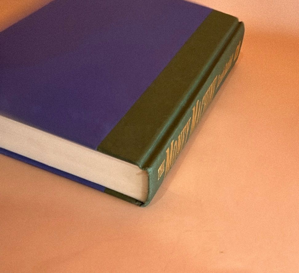 The Money Machine How KKR Manufactured Power and Profits Sarah Bartlett 1991 HC