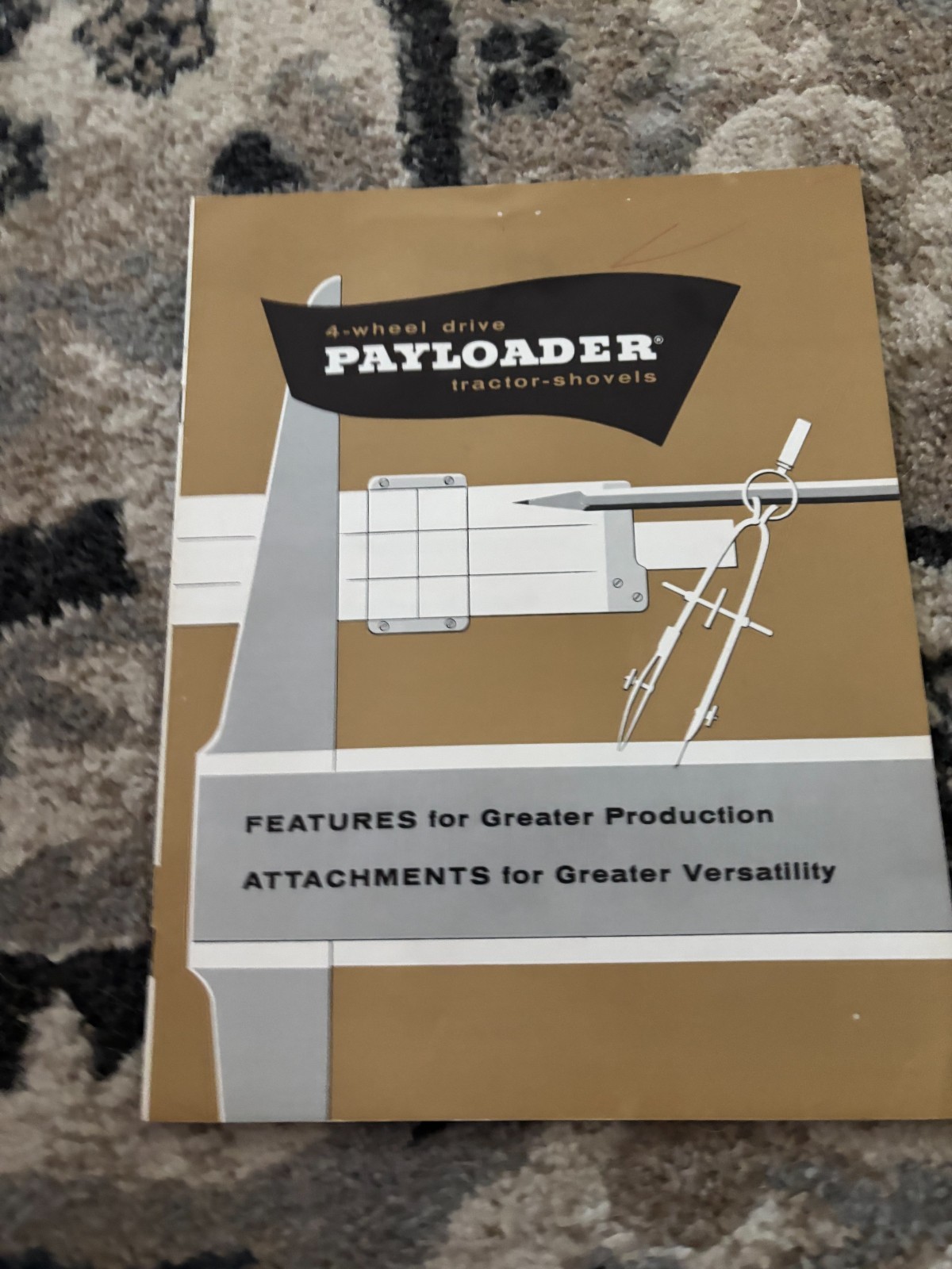 International Harvester Hough 4-Wheel Drive PayLoader Brochure FCCA25