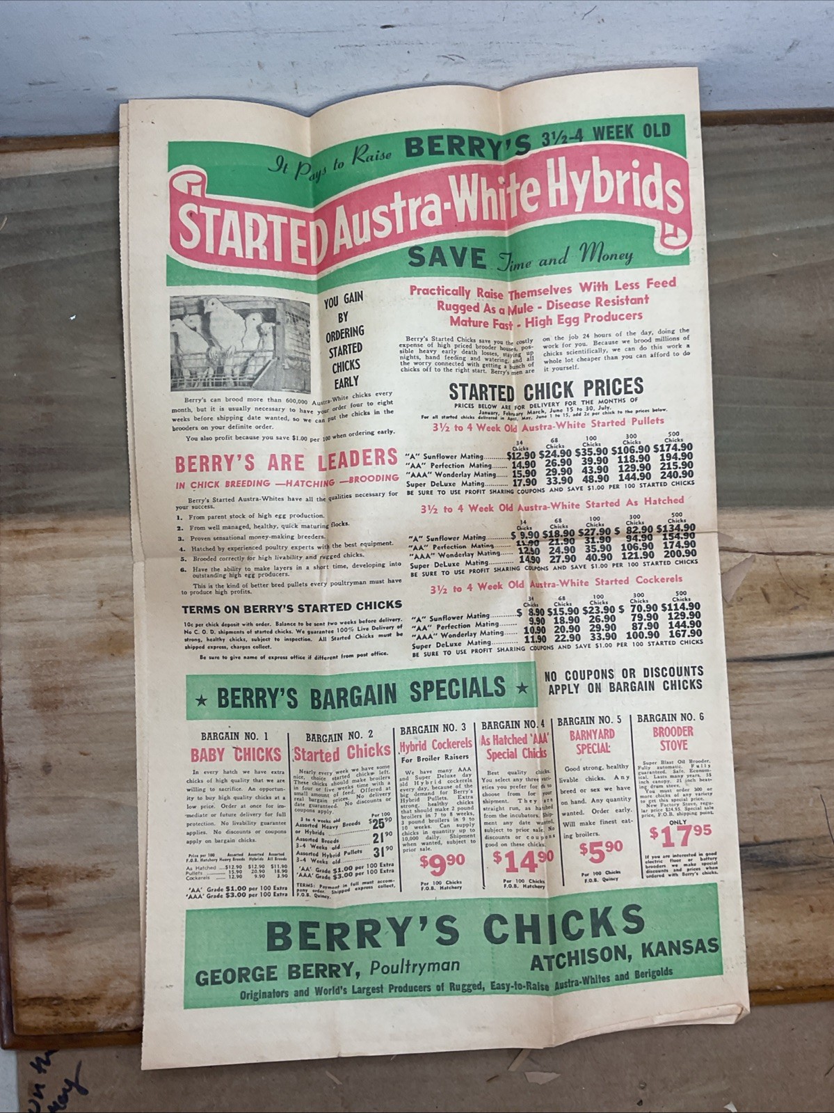 1940s Berrys Chicks Atchison Kansas Poultry Farm Advertisements Newspaper B26