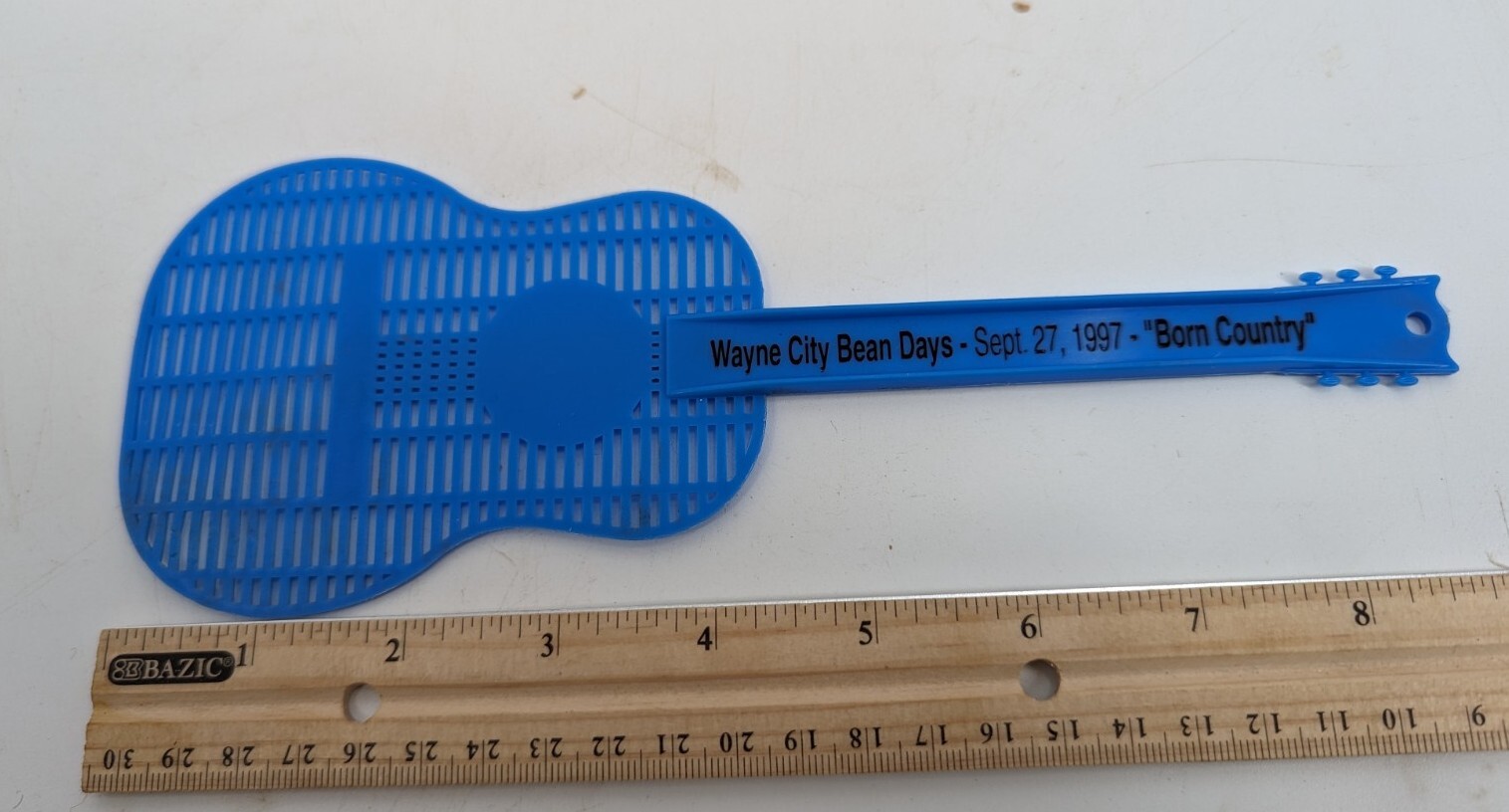 Bean Days Guitar Fly Swatter Souvenir Wayne City IL Illinois 1997 Local Piece