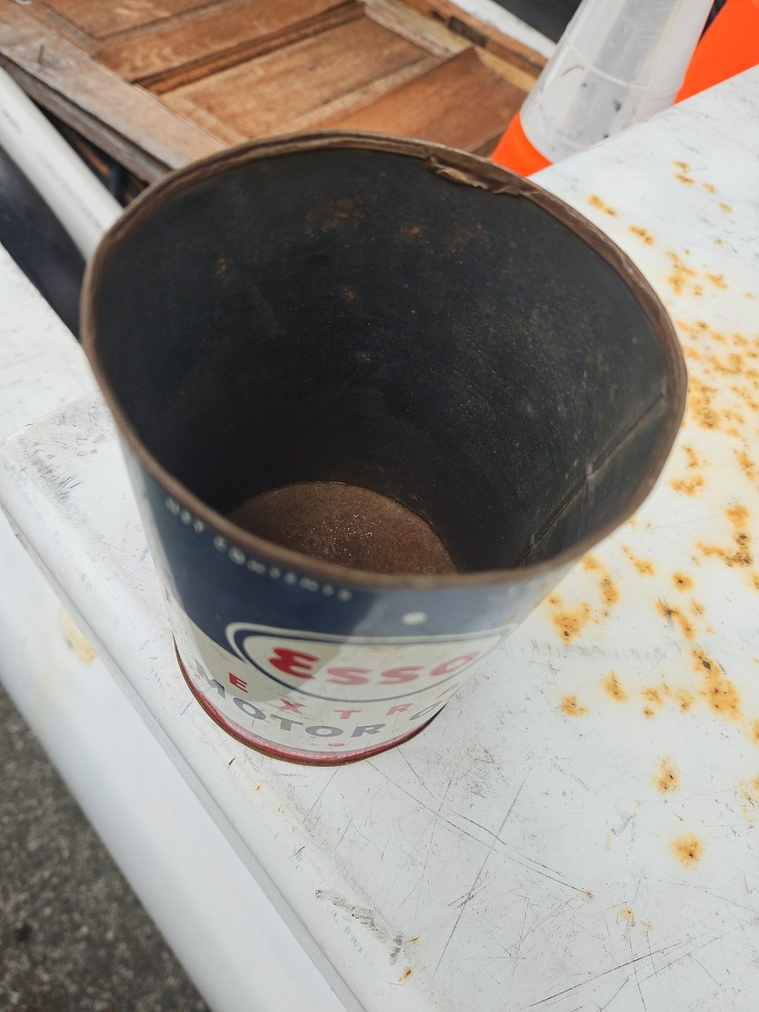 1 ESSO TOP CUT OPEN EMPTY Vintage Metal Can