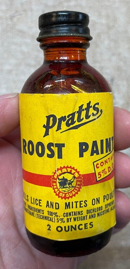 Pratts Anniversary Special Bonus Package Roost Paint & Cattle Spray Bottles 1947