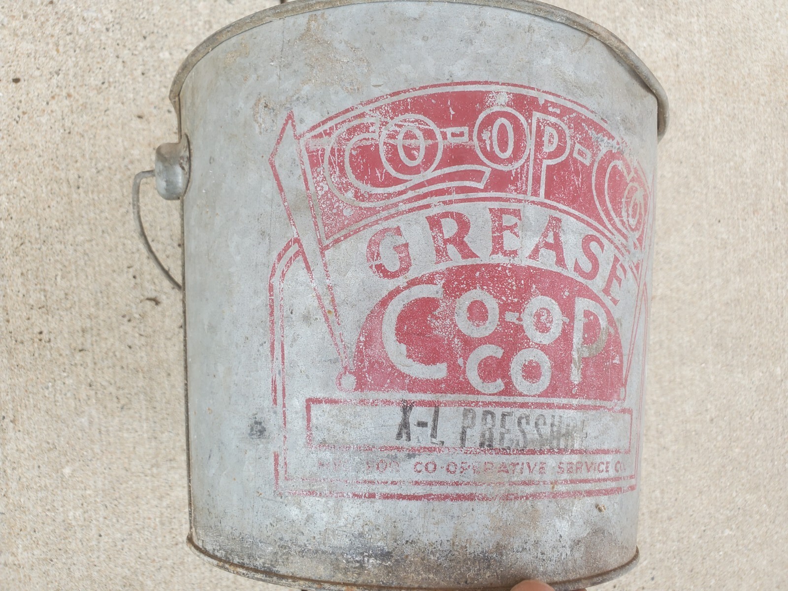 7&Prime; Small Galvanized Metal Bucket Co-op Grease XL Pressure Axle Farm Cooperative
