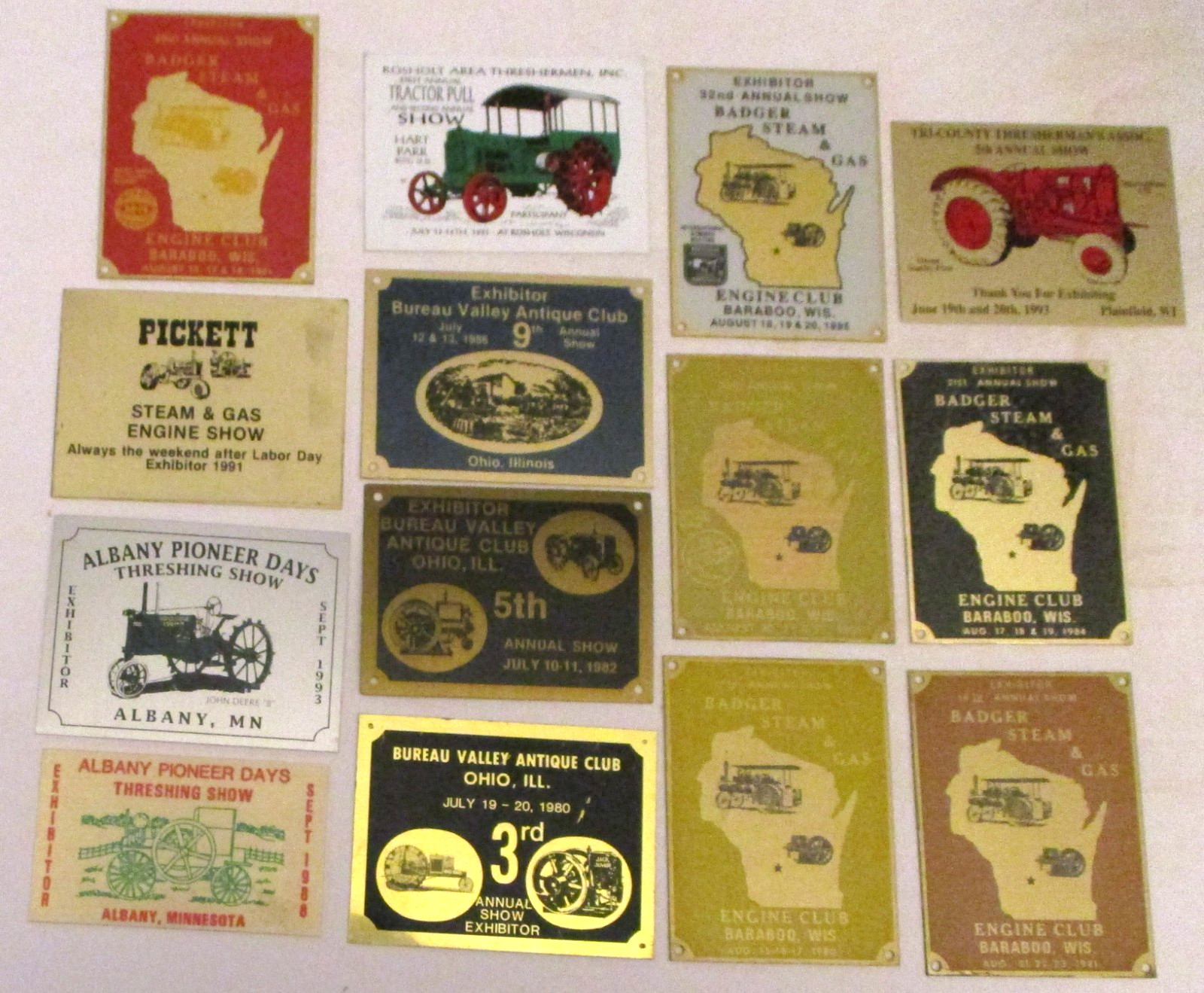 14 VINTAGE 1980-95 THRESHING STEAM GAS SHOW DASH PLAQUES MINNESOTA WIS. & ILL.