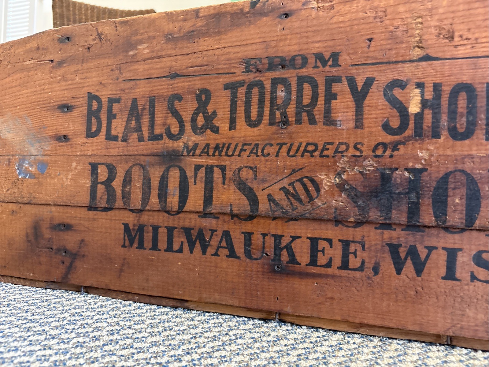 XL Antique Wooden Crate Beals & Torrey Shoe Co. Milwaukee Wisconsin Boot Box