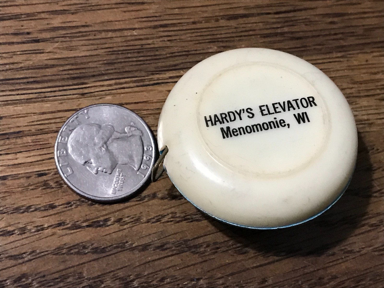 ZA8 Hardy&rsquo;s Elevator Menomonie WI Wisconsin Advertising Tape Measure Farm