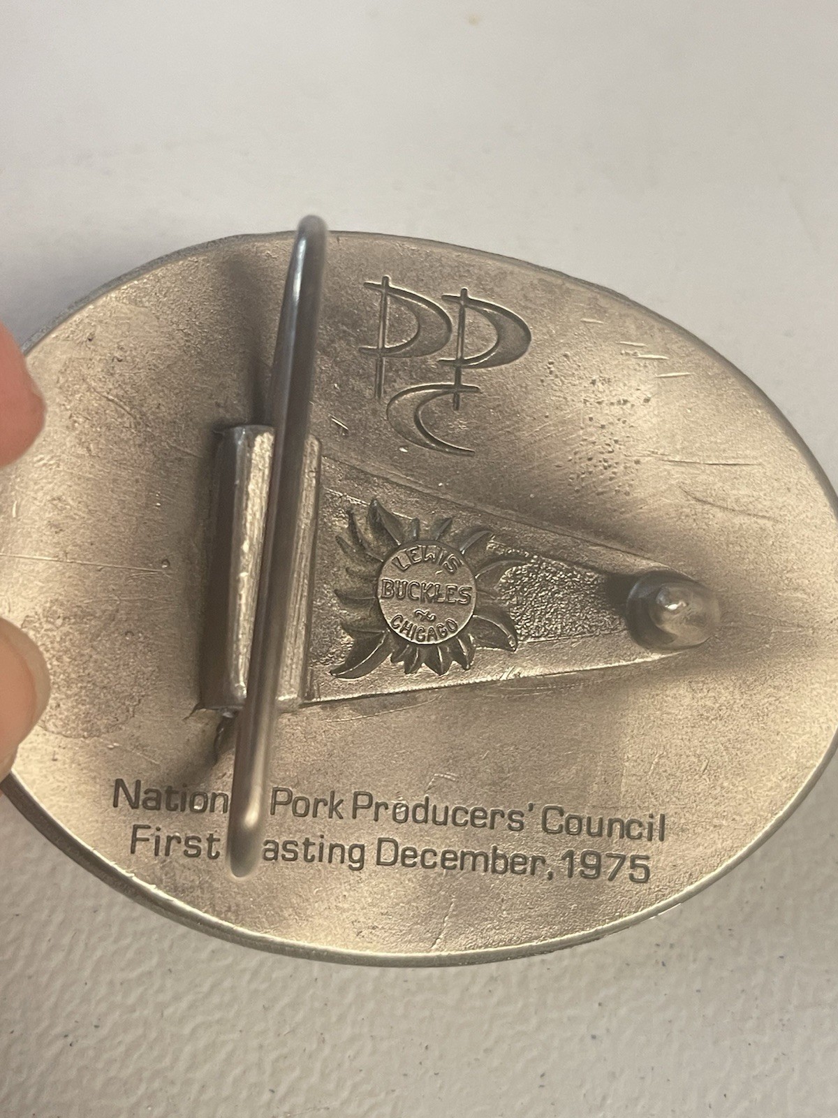 National Pork Producers Council Hogs Are Beautiful 1975 Belt Buckle Pigs Vintage