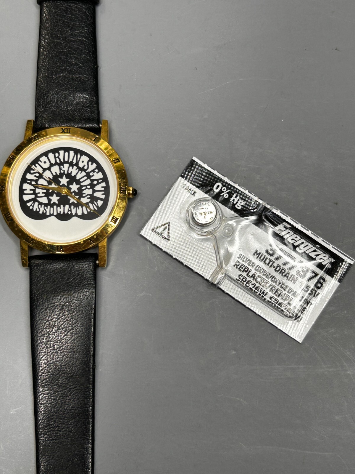 RARE CAST IRON SEAT COLLECTORS ASSOCIATION WATCH WITH LEATHER BAND EXTRA BATTERY