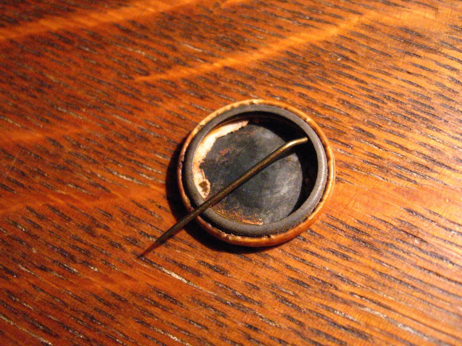 P&O Plows Lapel Pin – Vintage Parlin And Orendorff Canton Illinois USA Button