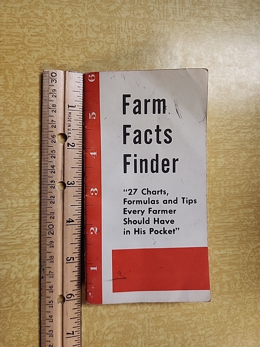 VTG 1966 M&W Farm Facts Finder Tractor Pocket Brochure John Deere Case IH Oliver