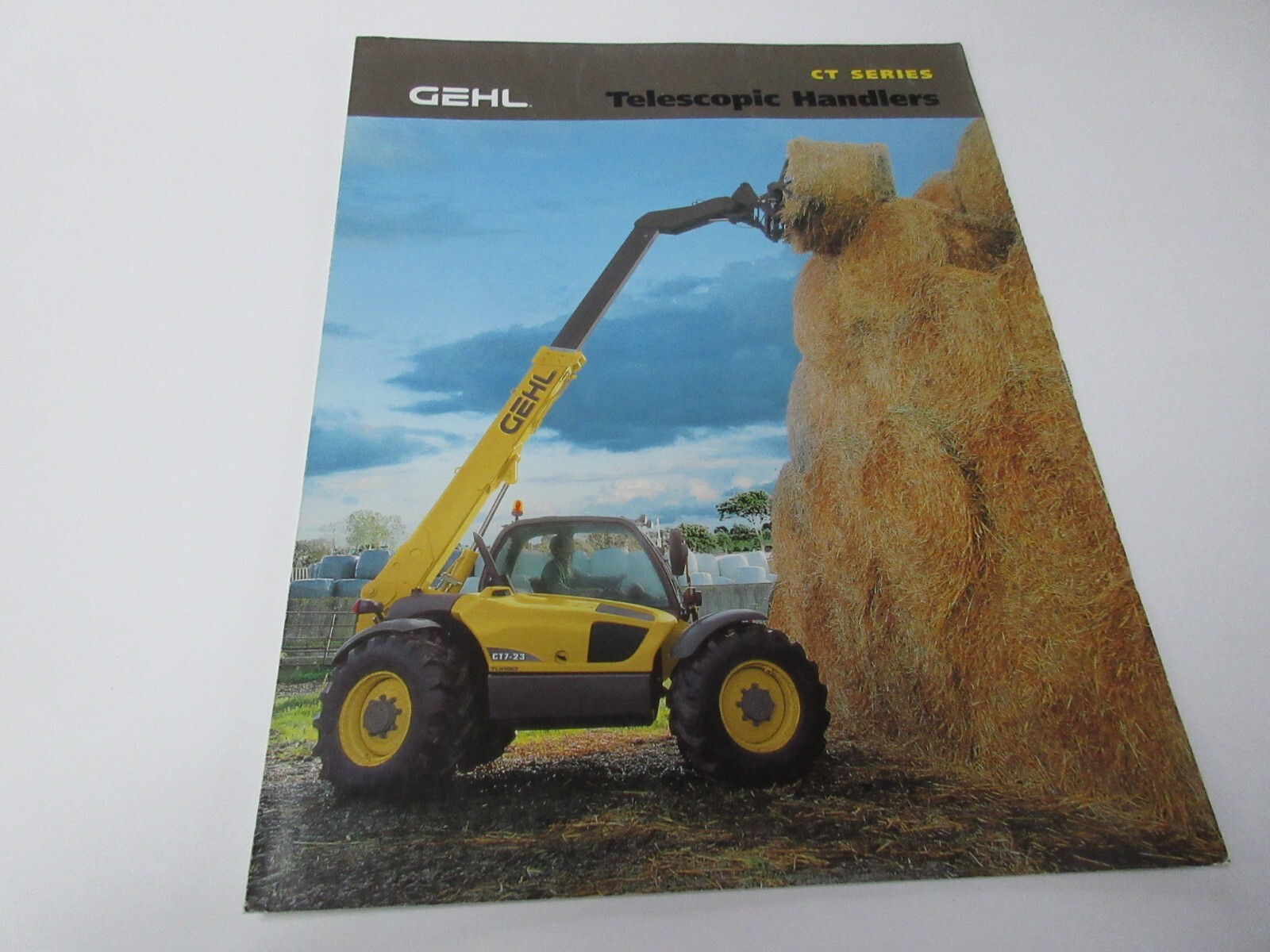 Gehl CT Series Telescopic Handlers Forklift Brochure 4 page