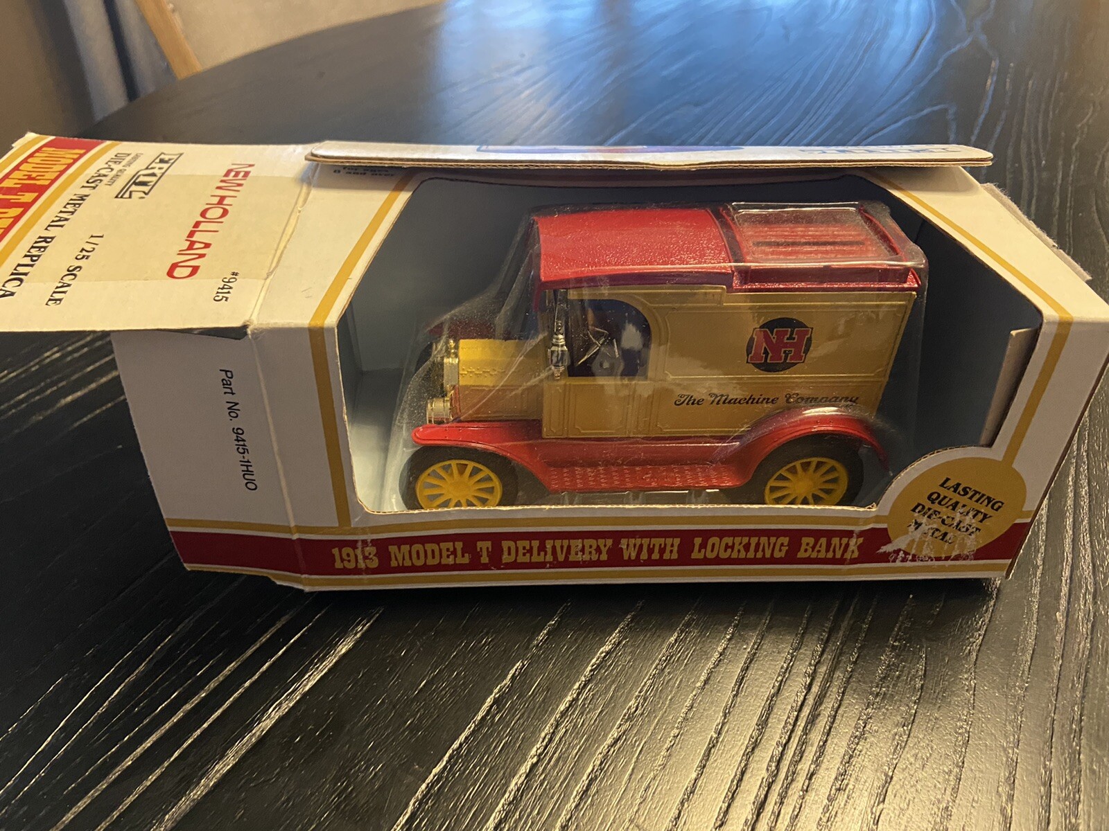 New Holland Model T Delivery Truck 1/25 Scale Diecast Bank by Ertl NIB