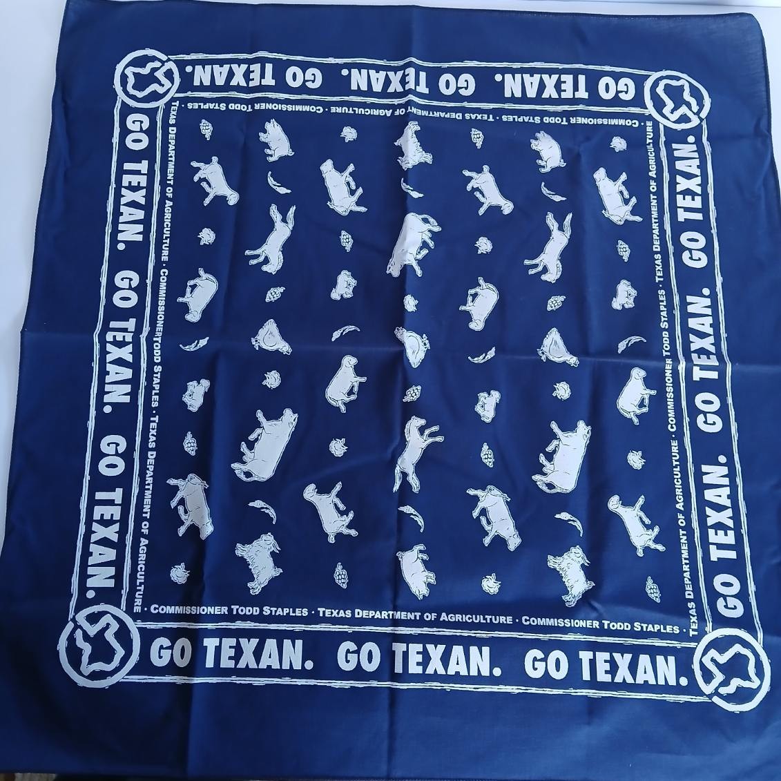 Go Texan Texas Bandana Texas Department Of Agriculture Todd Staples Commissioner
