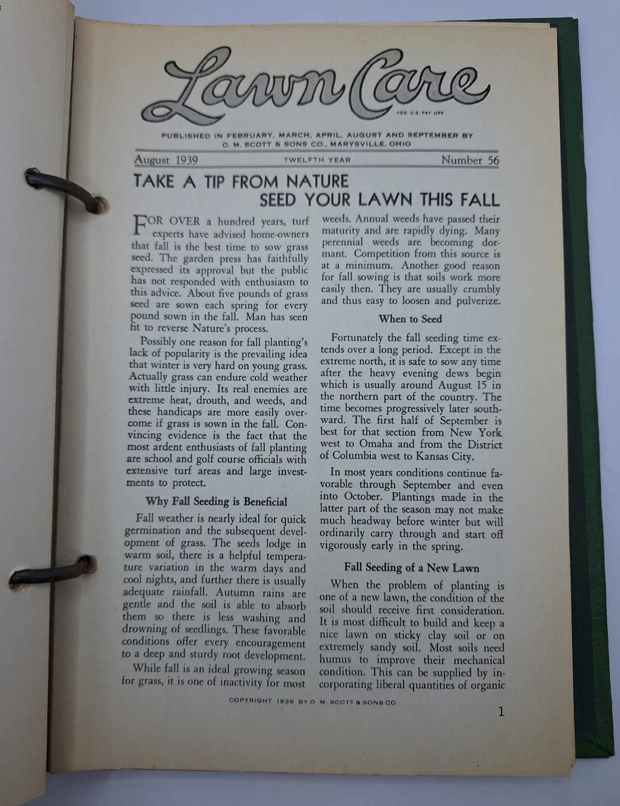 Scotts Lawn Care Binder w/Quarterly Bulletin Inserts O M Scott & Sons Co Vintage